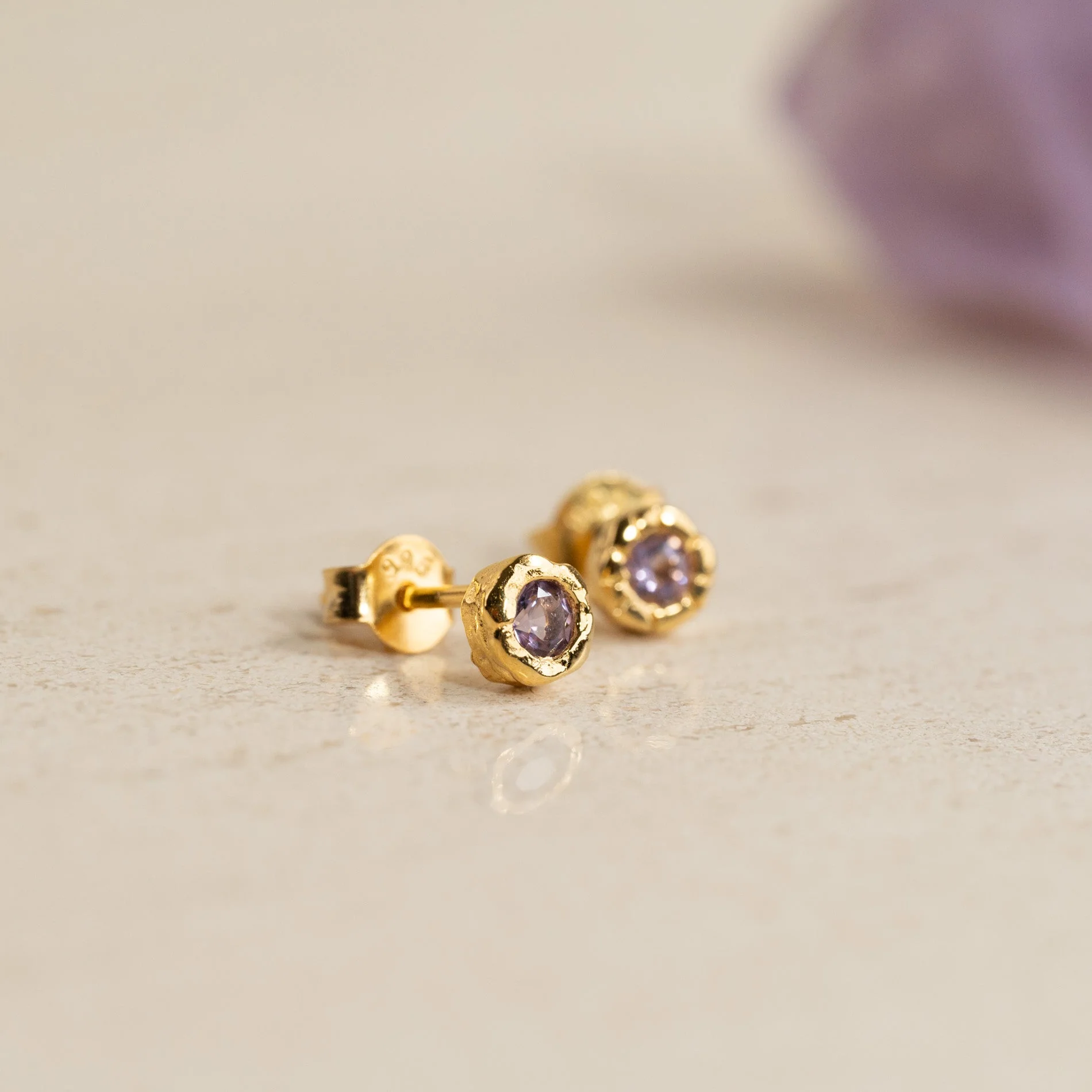 SELENE PURPLE AMETHYST GOLDEN STUD EARRING - Image 6