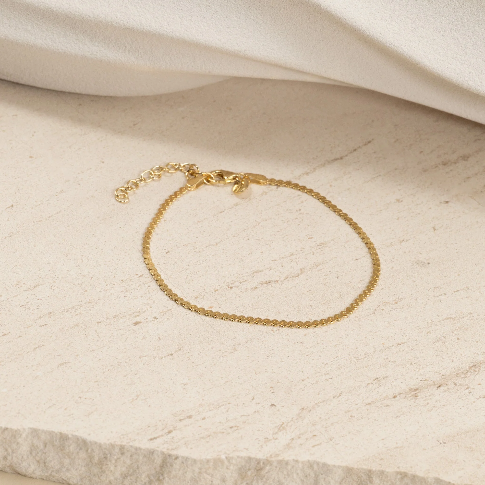 SELMA GOLDEN BRACELET - Image 3