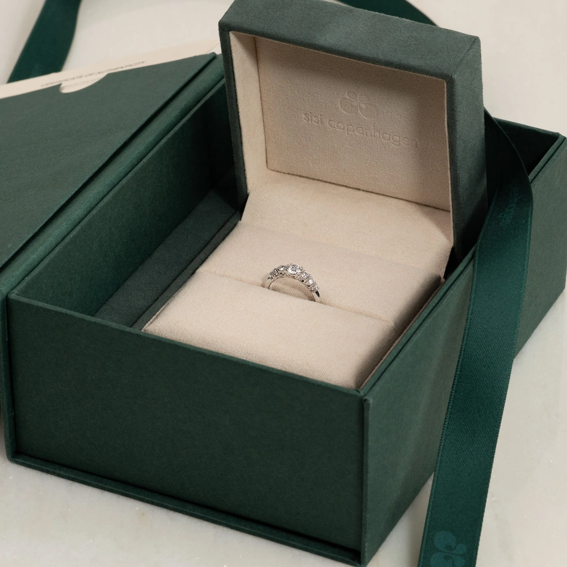 SEVEN-STONE TRELLIS LAB-DIAMOND RING - 0.7ct - WG - Image 6