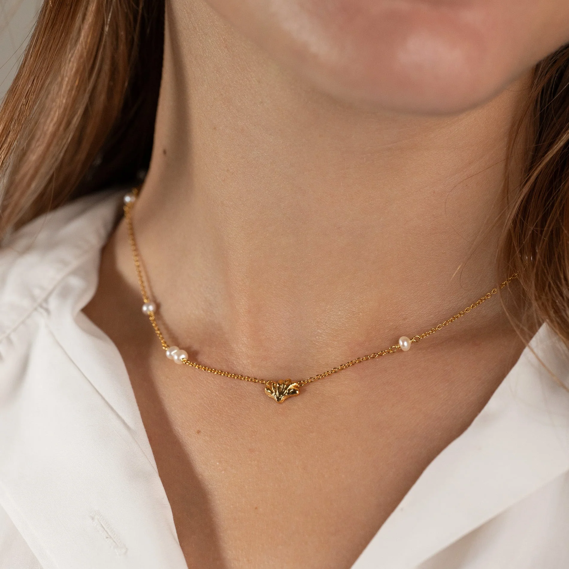 SHELLY PEARL GOLDEN NECKLACE - Image 6