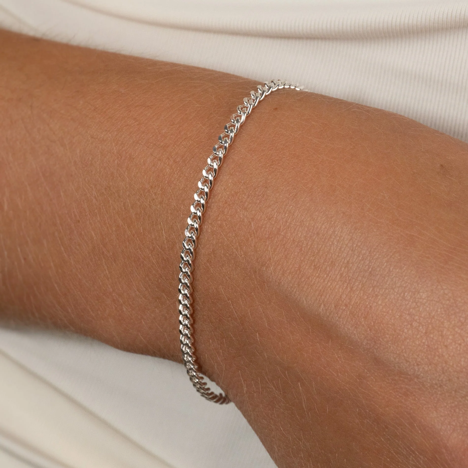 SIA SMALL PANZER SILVER BRACELET - Image 3