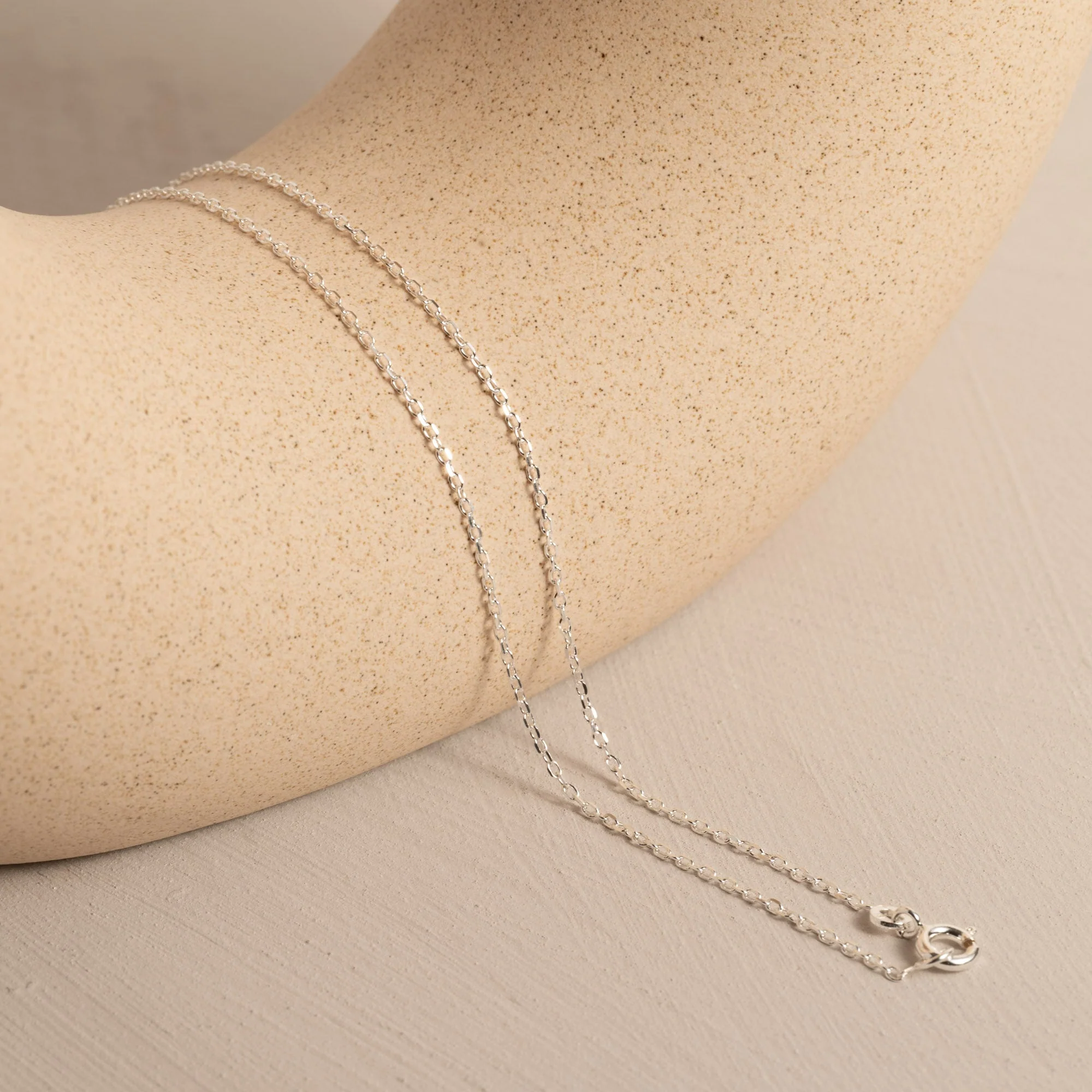 SIMPLE LINK SILVER CHAIN - Image 3
