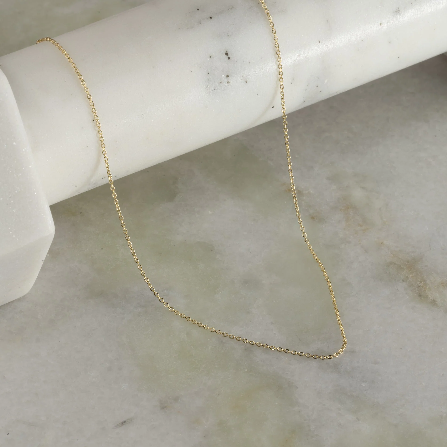 SIMPLE LINK SOLID GOLD CHAIN - 14KT YG - Image 2