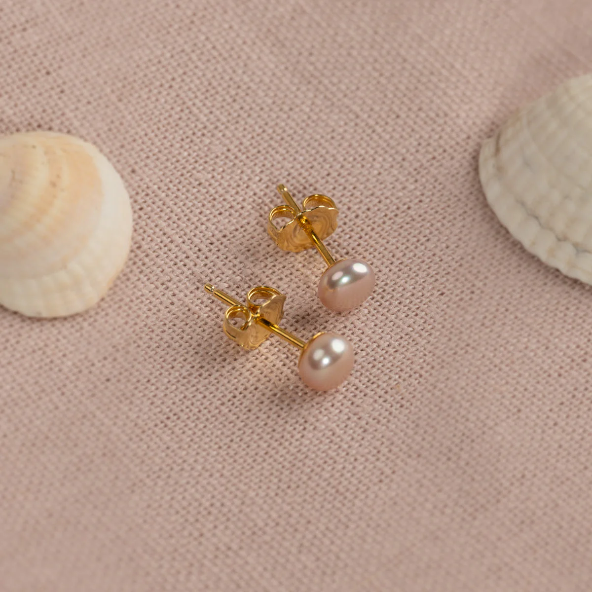 SIMPLE ROSE PEARL GOLDEN STUD EARRING - Image 11