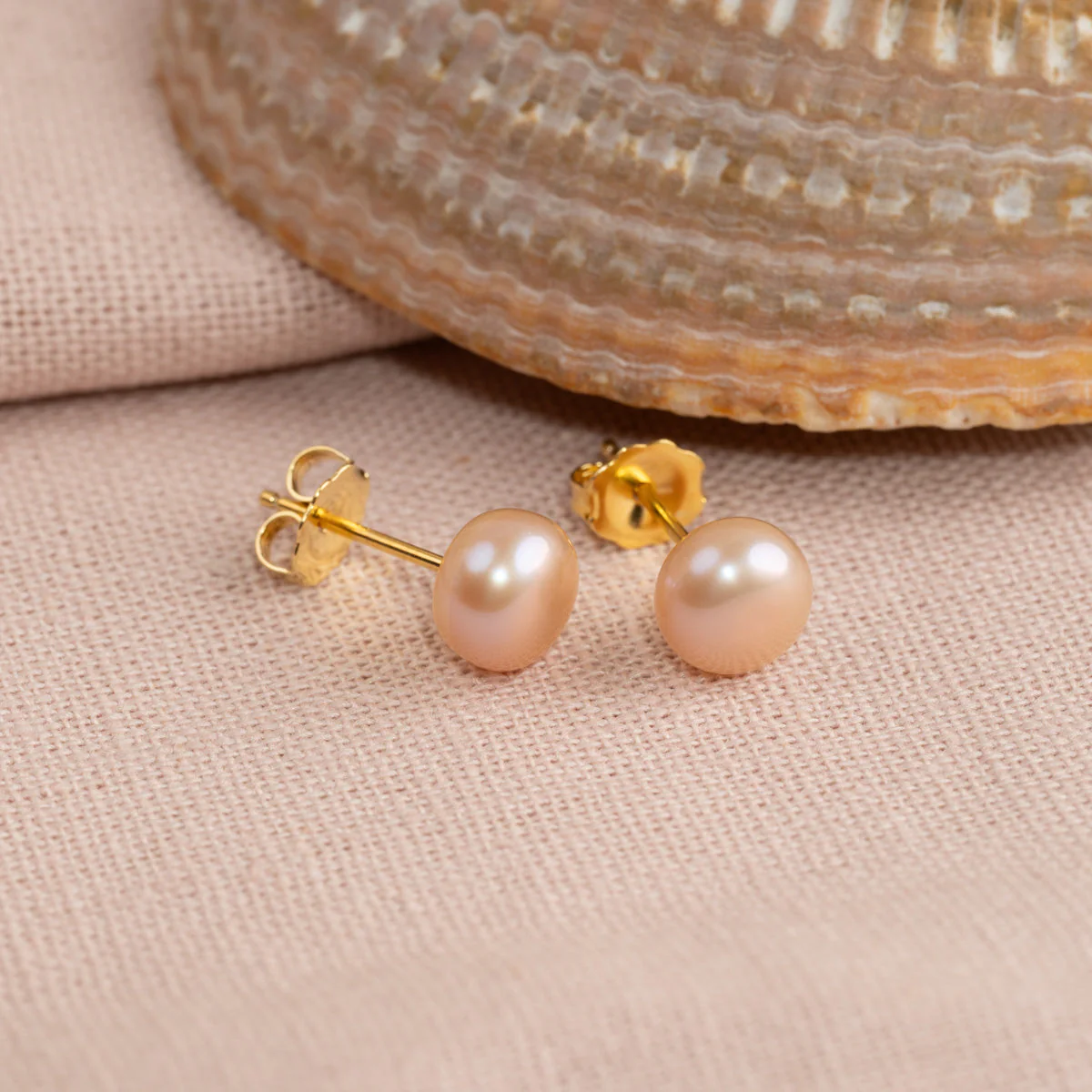 SIMPLE ROSE PEARL GOLDEN STUD EARRING - Image 12