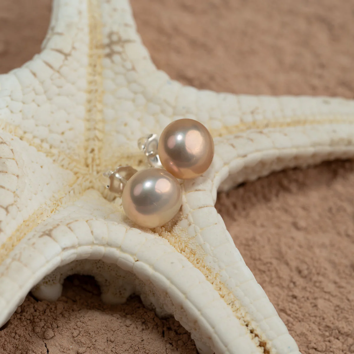 SIMPLE ROSE PEARL SILVER STUD EARRING - Image 2