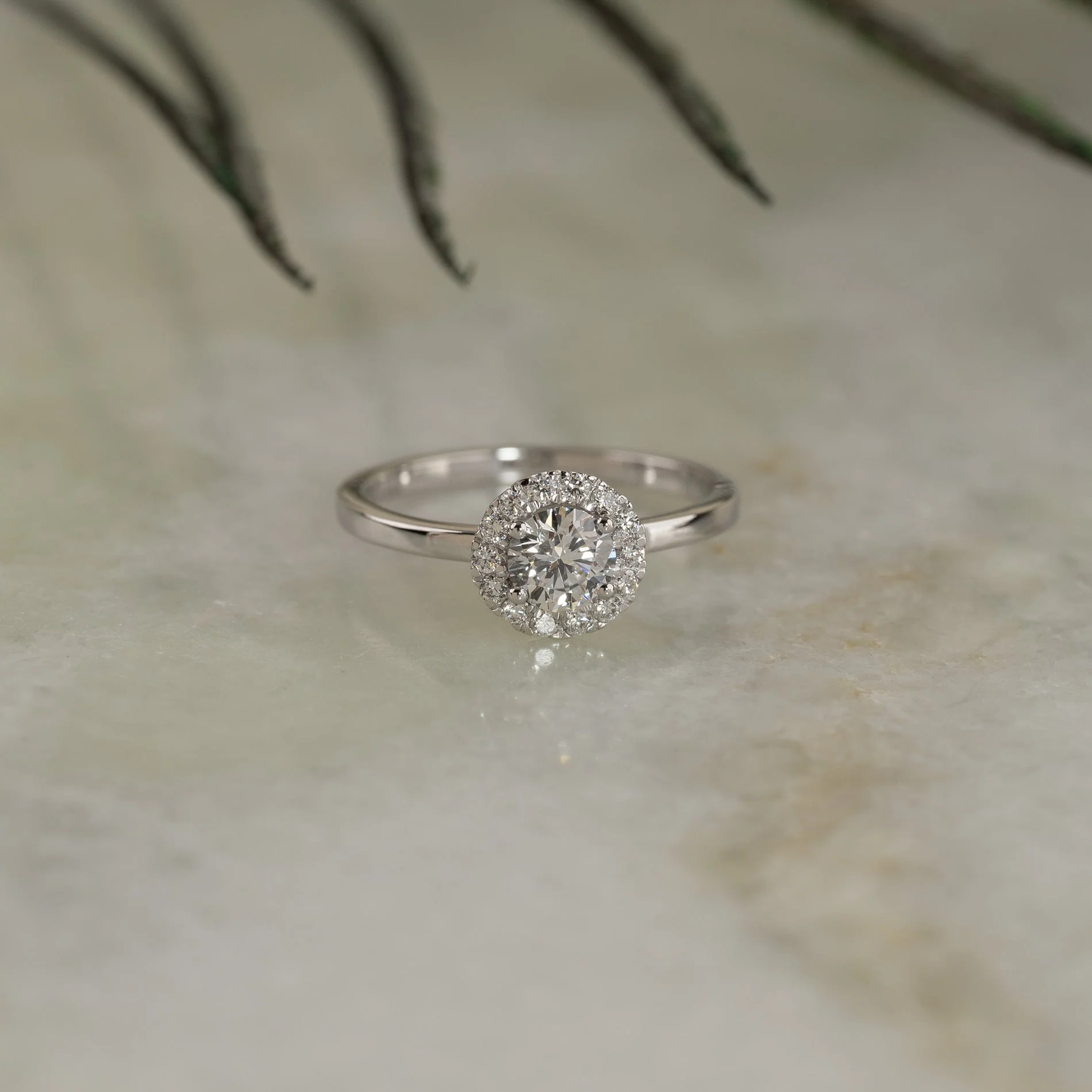 SIMPLE ROUND HALO LAB-DIAMOND RING - 0.7ct - WG - Image 3