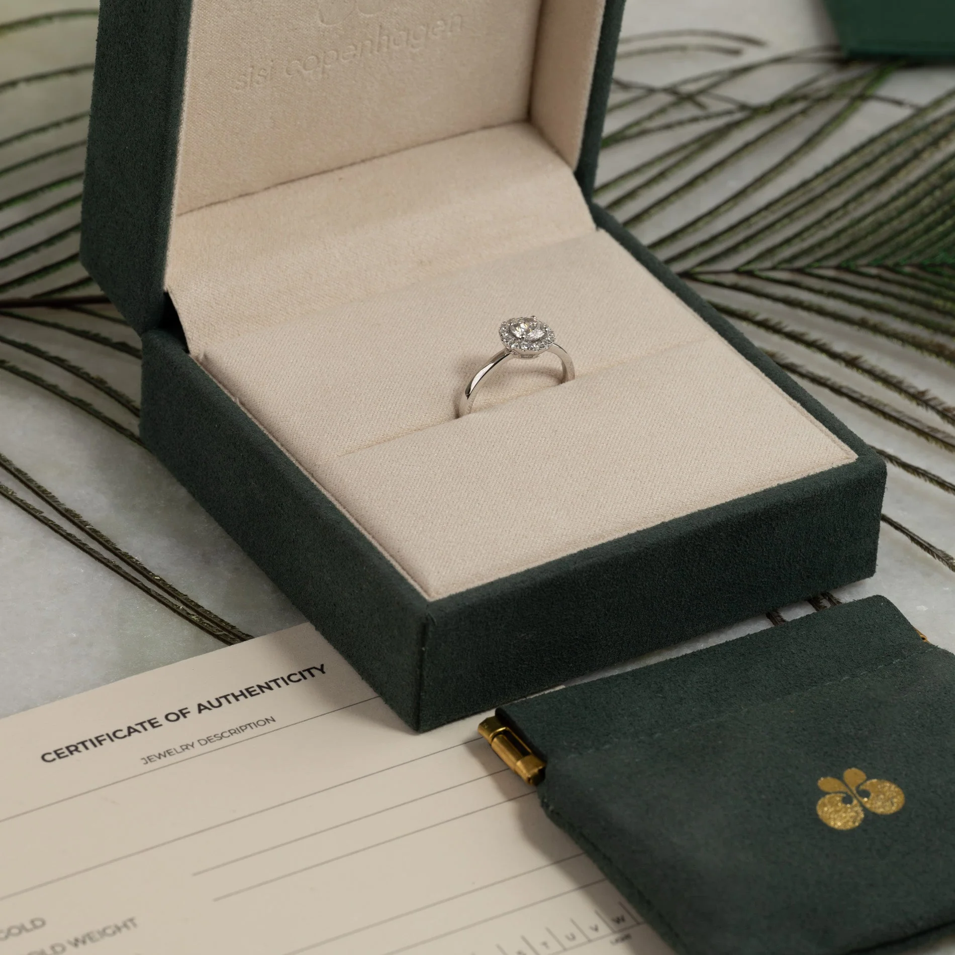 SIMPLE ROUND HALO LAB-DIAMOND RING - 0.7ct - WG - Image 7