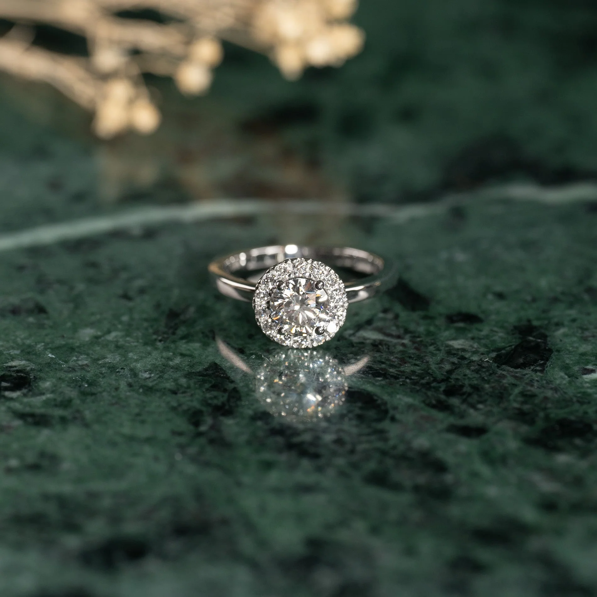 SIMPLE ROUND HALO LAB-DIAMOND RING - 1.25ct - WG - Image 4