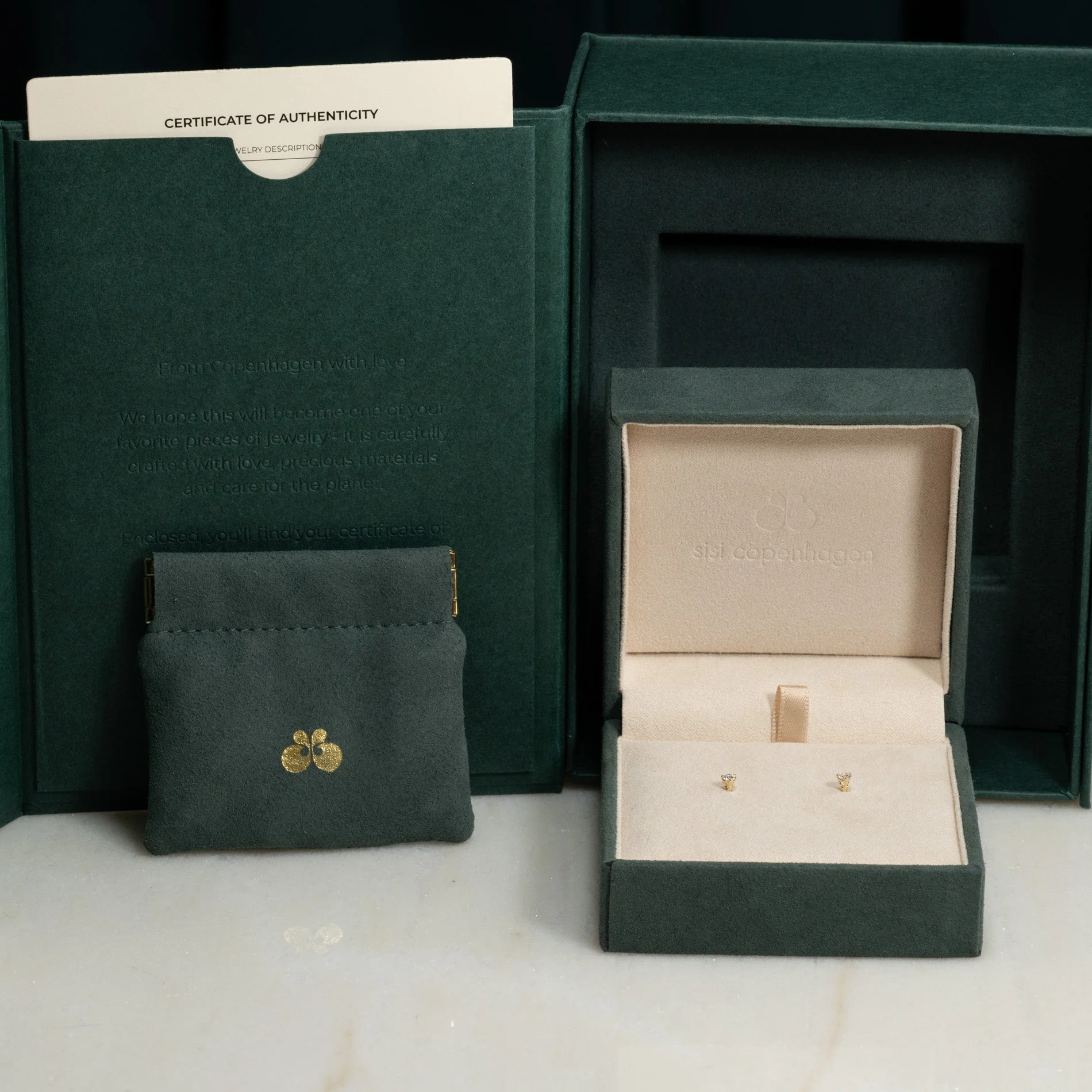 SIMPLE LAB-DIAMOND STUD EARRING - 0.2ct - YG - Image 10