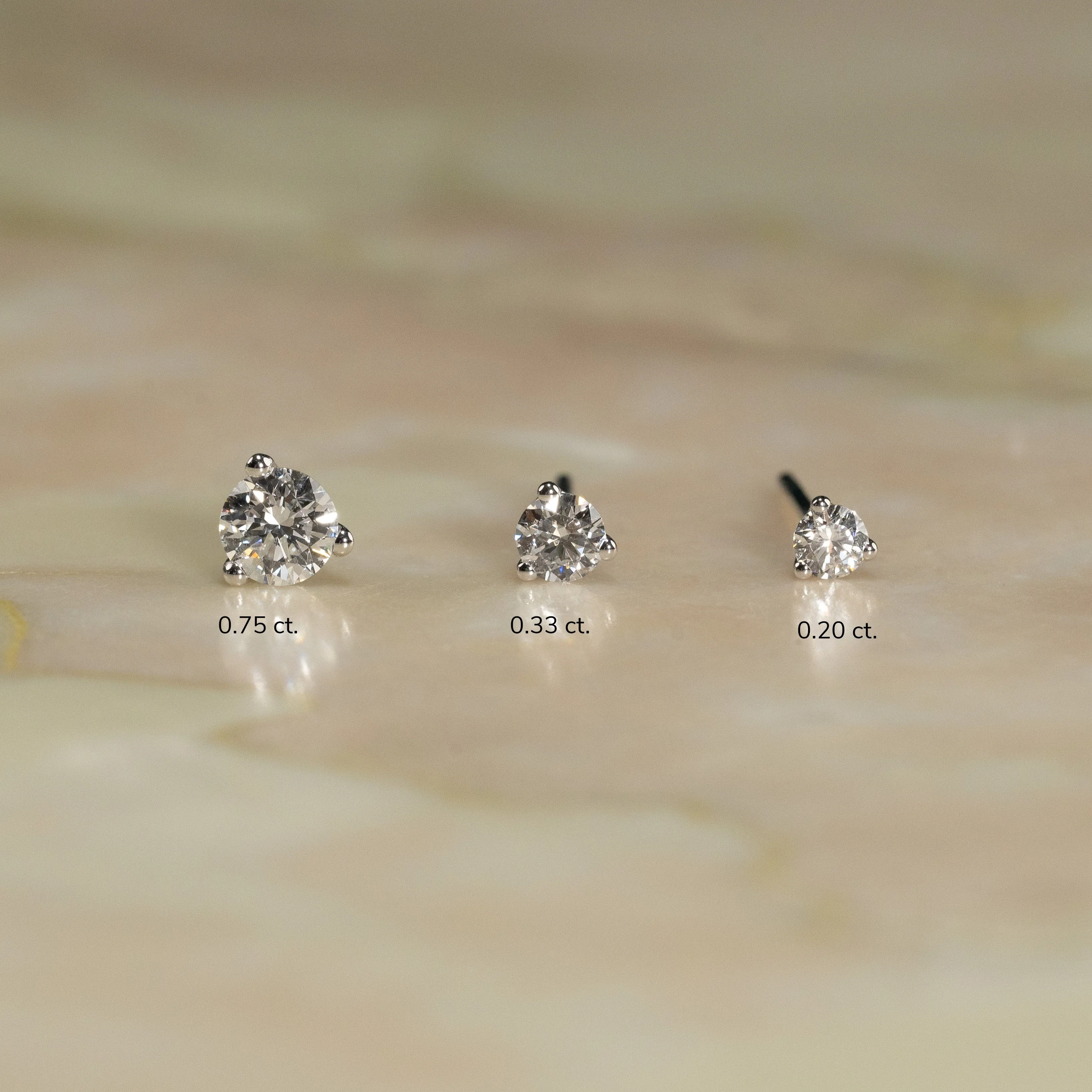 SIMPLE LAB-DIAMOND STUD EARRING - 0.33ct - WG - Image 10