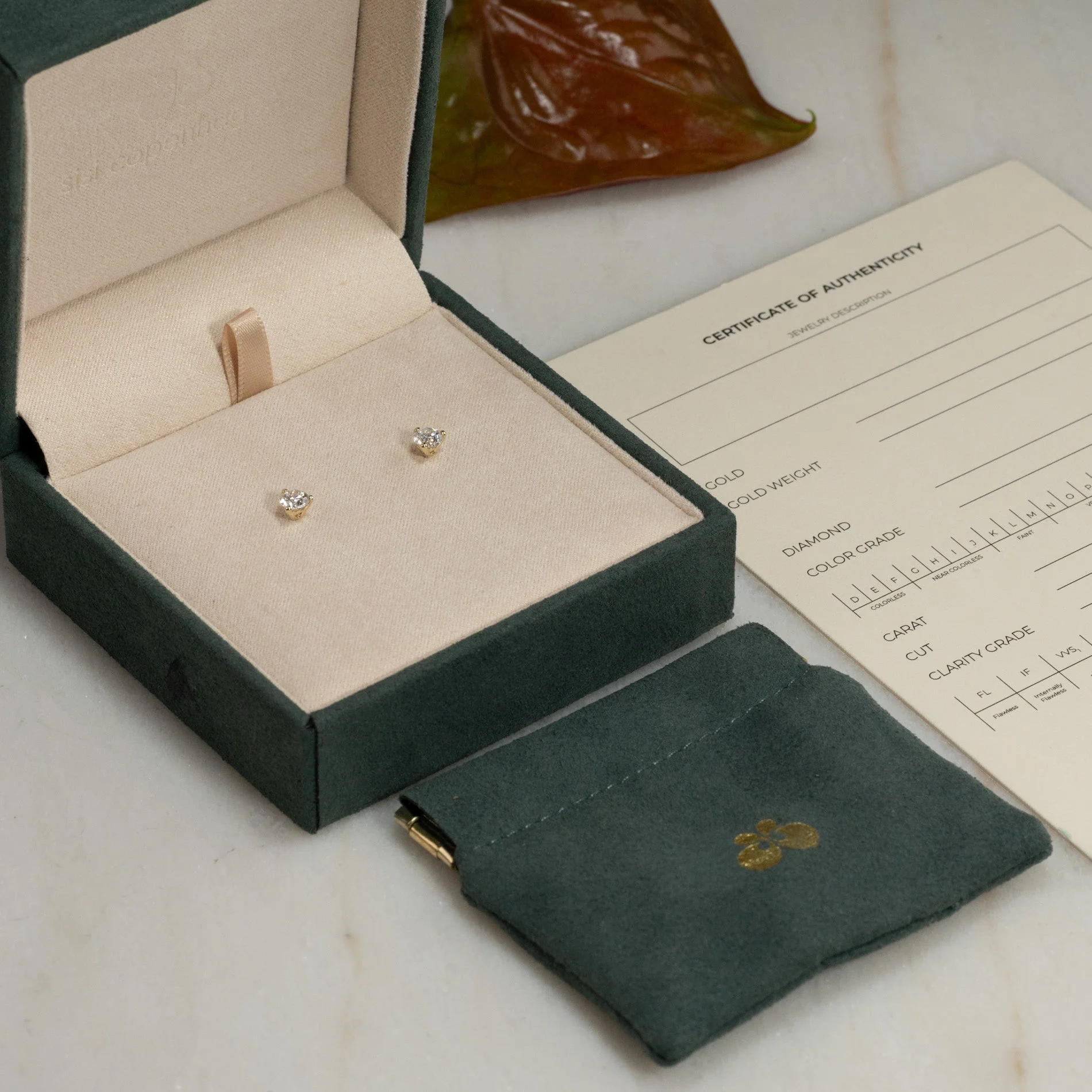 SIMPLE LAB-DIAMOND STUD EARRING - 0.75ct - YG - Image 10