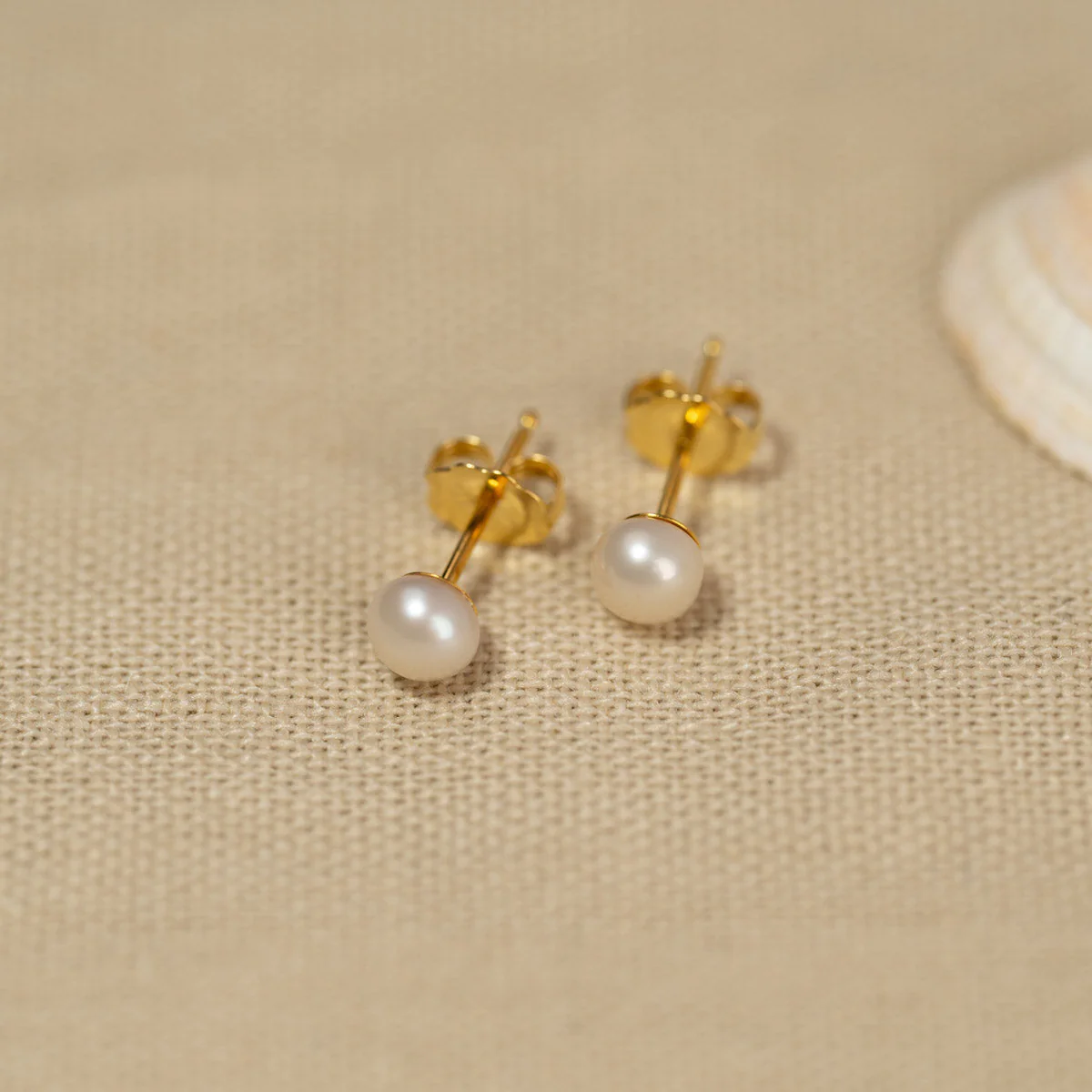 SIMPLE WHITE PEARL GOLDEN STUD EARRING - Image 5