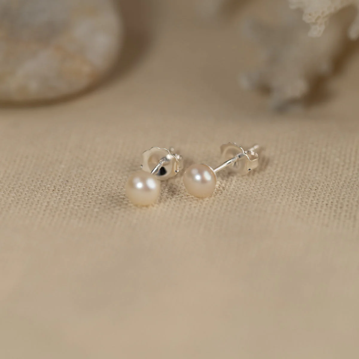 SIMPLE WHITE PEARL SILVER STUD EARRING - Image 13