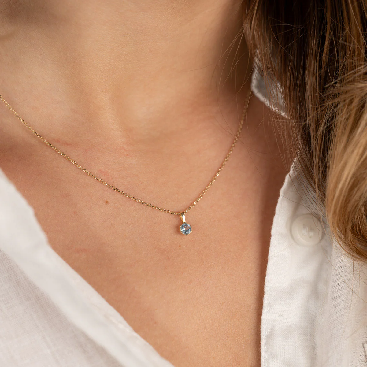 SOLEY BLUE TOPAZ SOLID GOLD PENDANT - Image 5