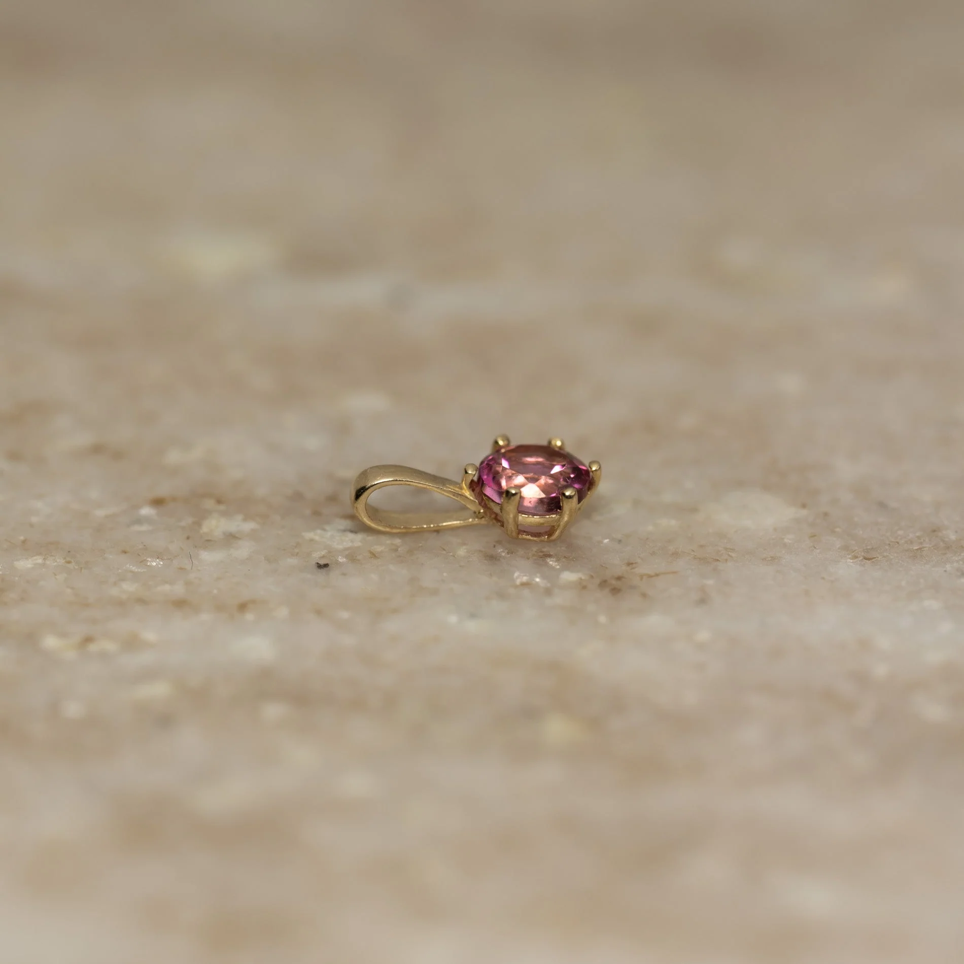 SOLEY PINK TOPAZ SOLID GOLD PENDANT - Image 2