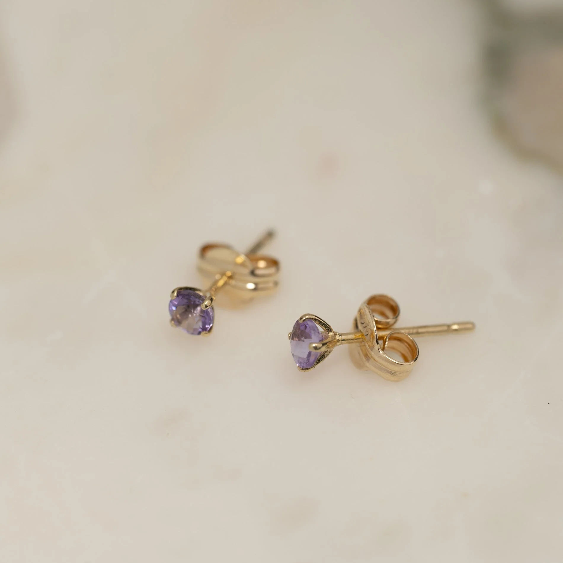 SOLEY PURPLE AMETHYST SOLID GOLD STUD EARRING - Image 3