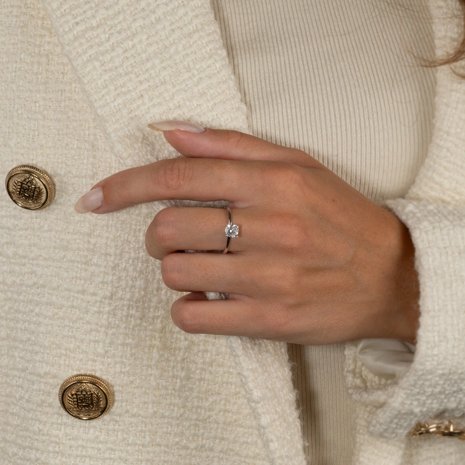 SOLITAIRE BASKET-SET CUSHION-CUT LAB-DIAMOND RING - 0.75ct - WG - Image 7