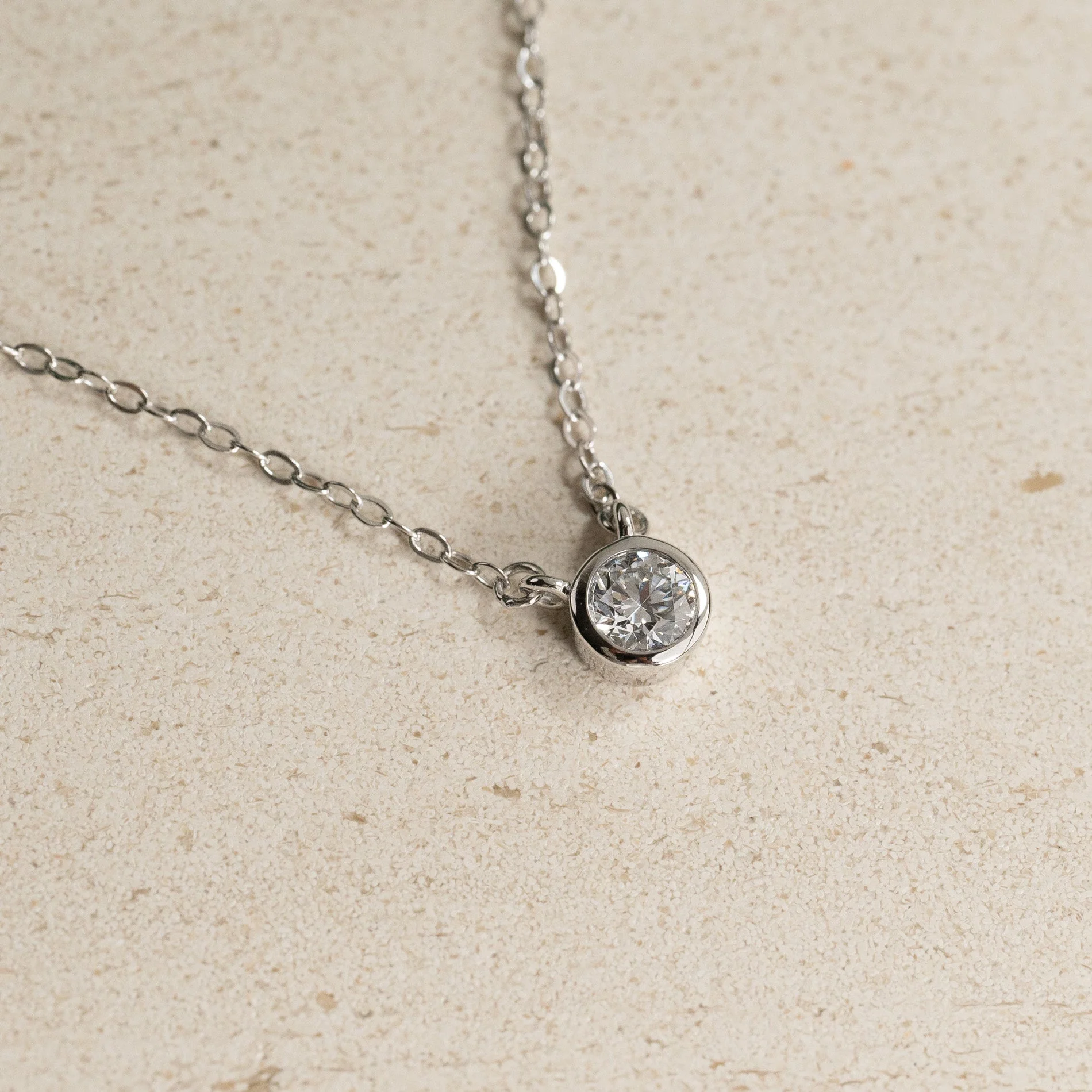 SOLITAIRE BEZEL LAB-DIAMOND NECKLACE - 0.25ct - WG - Image 8