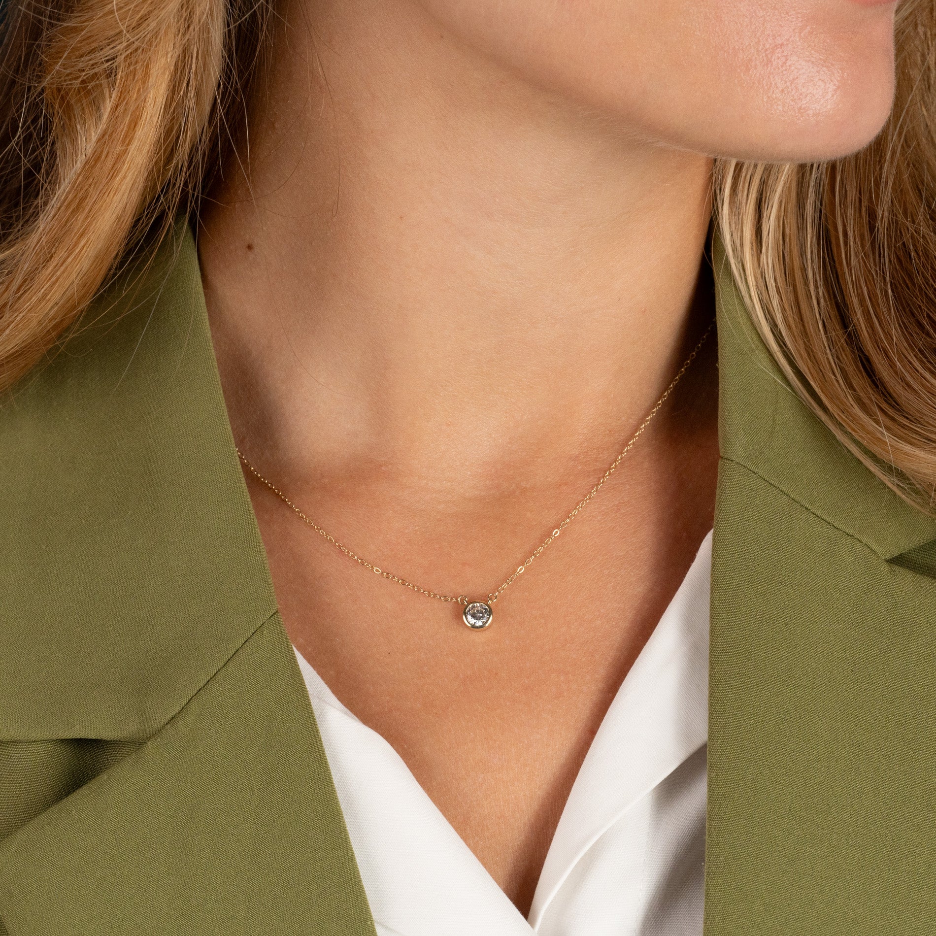 SOLITAIRE BEZEL LAB-DIAMOND NECKLACE - 0.5ct - YG - Image 4