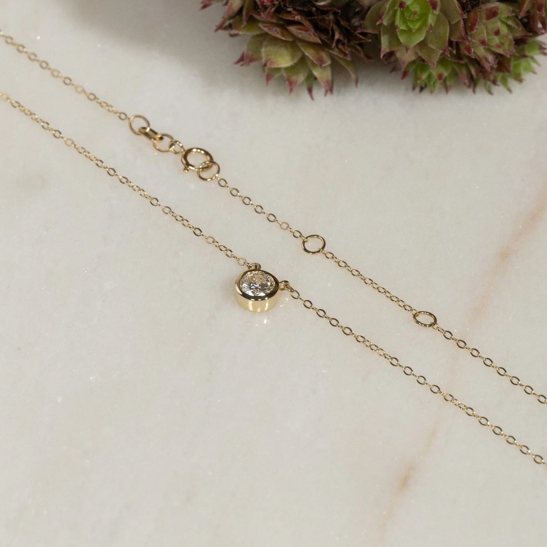 SOLITAIRE BEZEL LAB-DIAMOND NECKLACE - 0.5ct - YG - Image 9