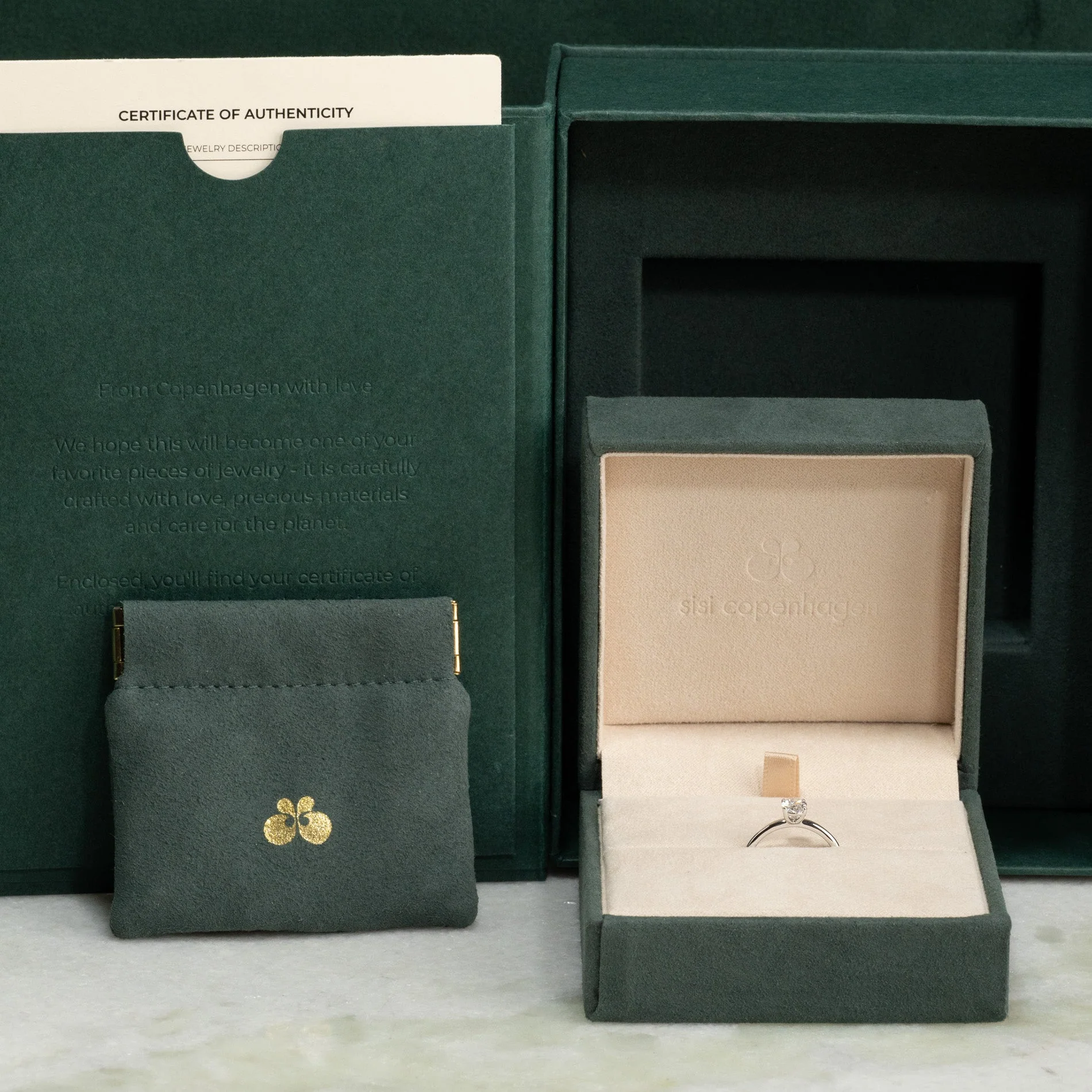 SOLITAIRE OVAL-CUT LAB-DIAMOND RING - 0.75ct - WG - Image 11