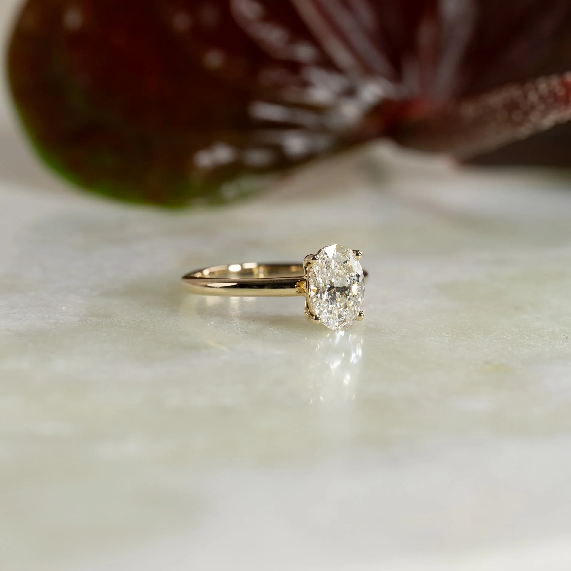 SOLITAIRE OVAL-CUT LAB-DIAMOND RING - 1.5ct - YG - Image 8