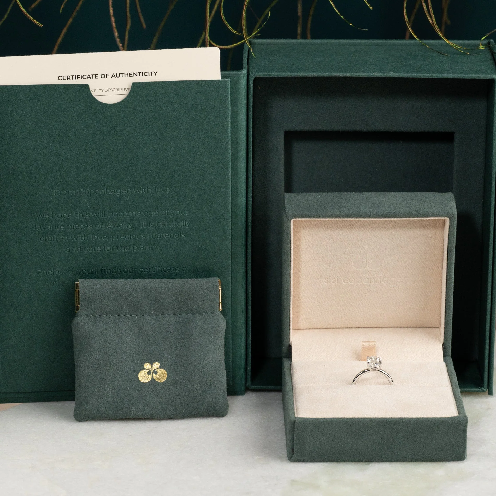 SOLITAIRE OVAL-CUT LAB-DIAMOND RING - 2.0ct - WG - Image 12