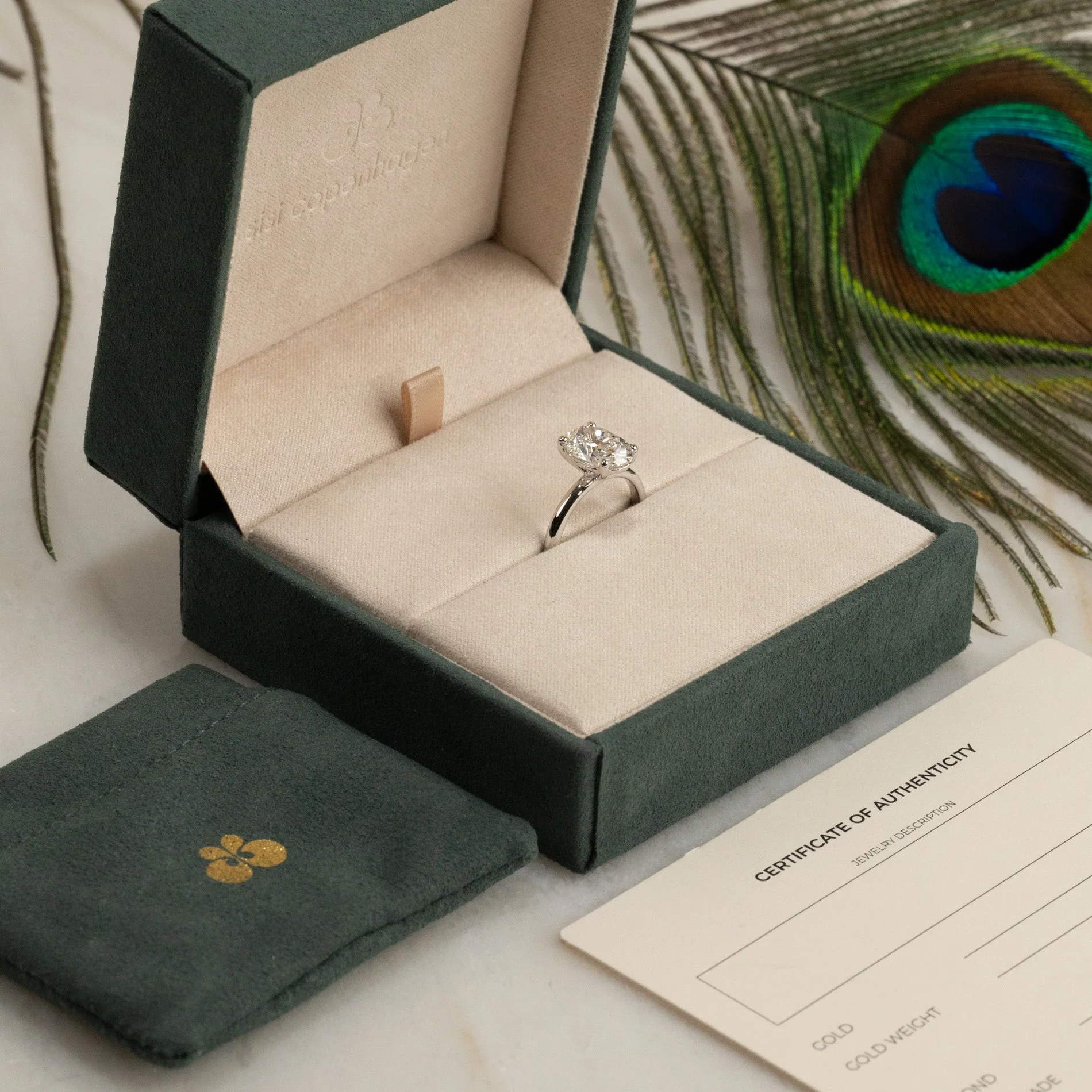 SOLITAIRE OVAL-CUT LAB-DIAMOND RING - 3.0ct - WG - Image 5