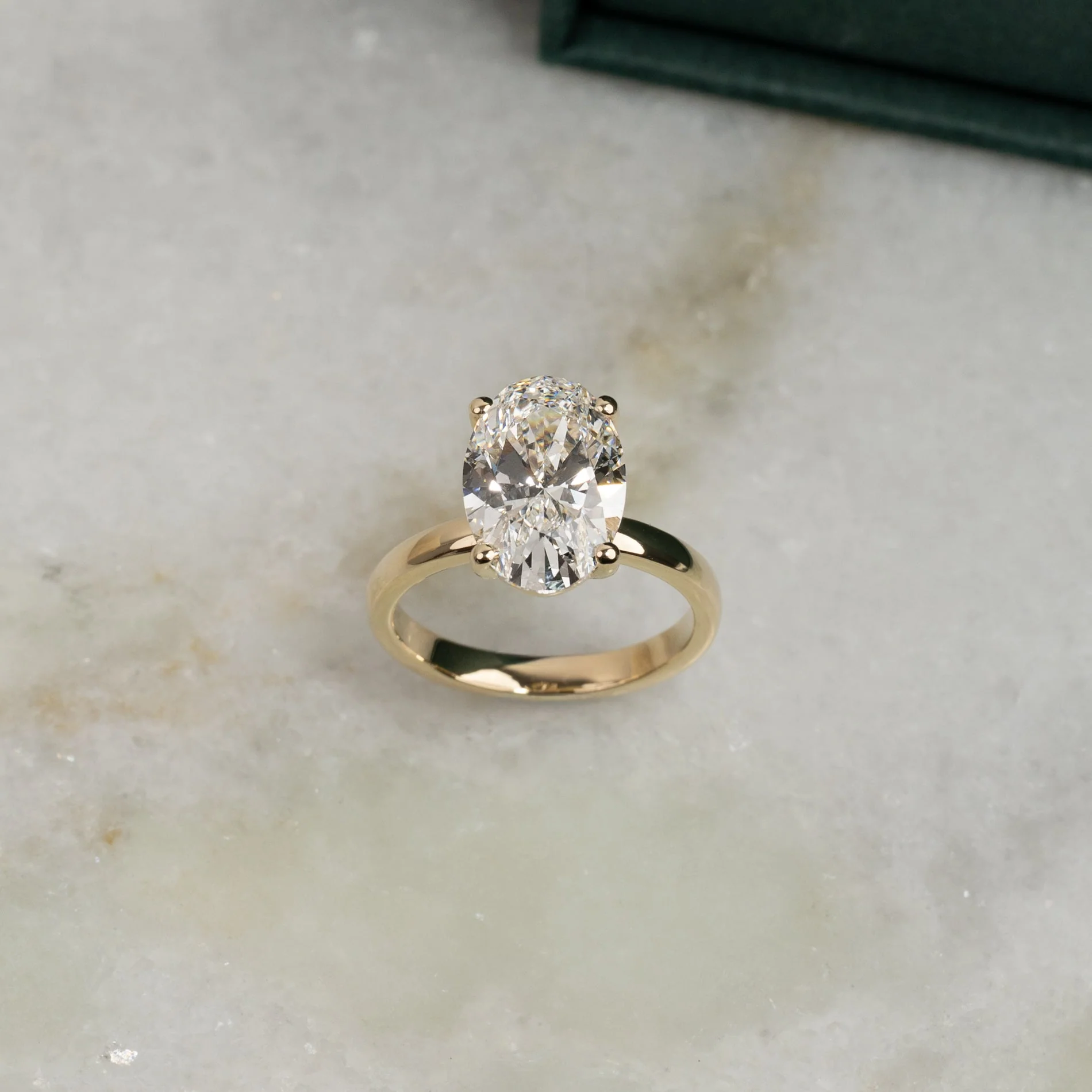 SOLITAIRE OVAL-CUT DIAMOND RING - Image 3