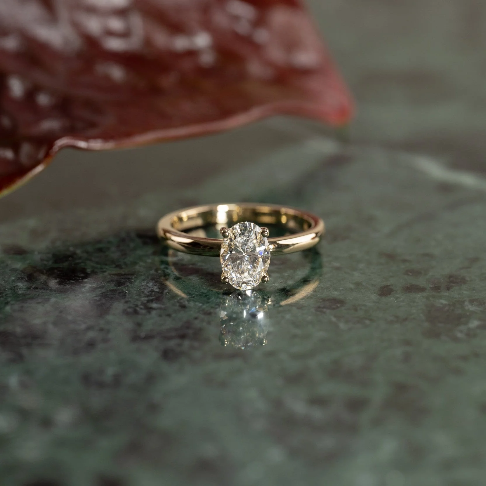 SOLITAIRE OVAL-CUT DIAMOND RING - Image 6
