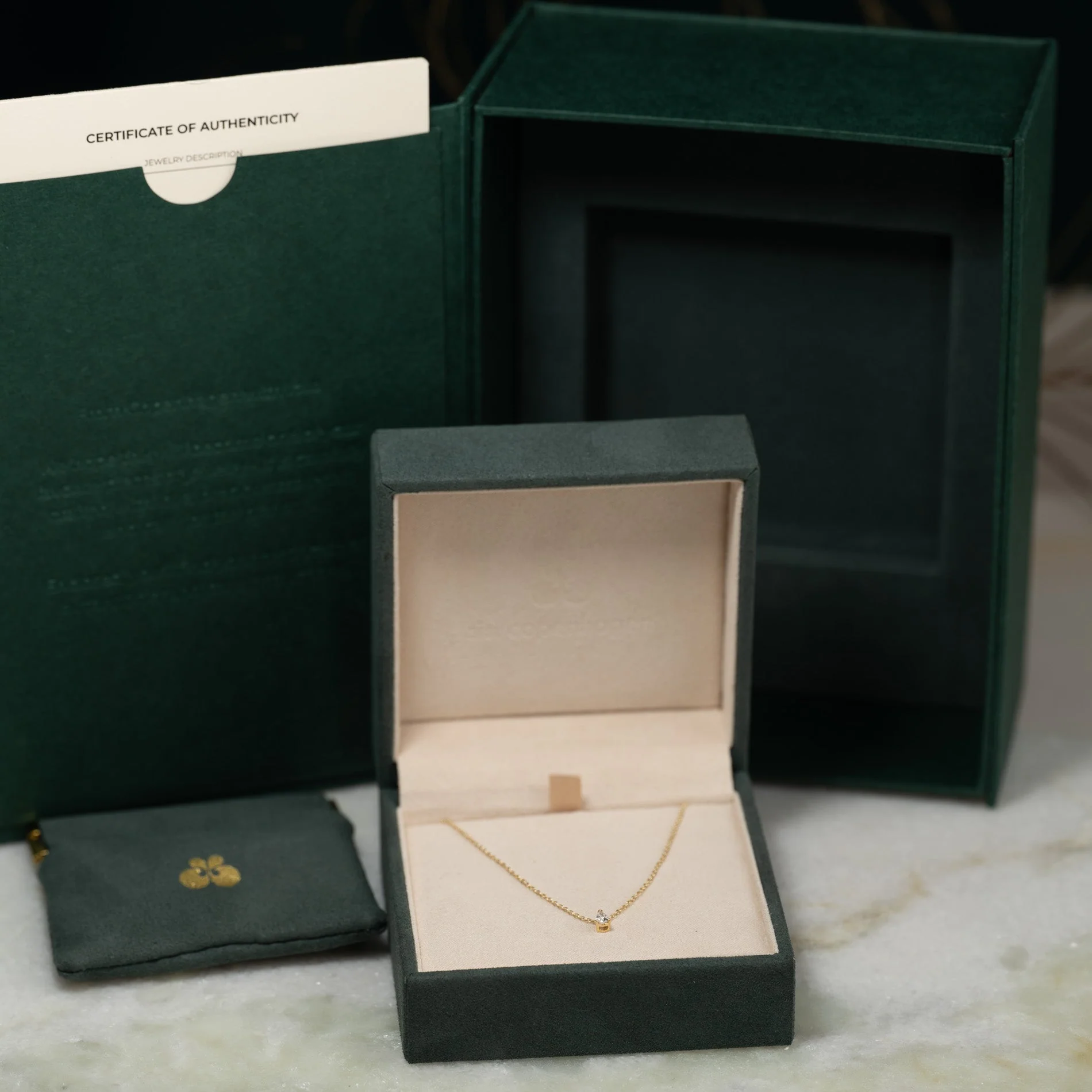 SOLITAIRE PEAR-CUT LAB-DIAMOND PENDANT - 0.12ct - YG - Image 10
