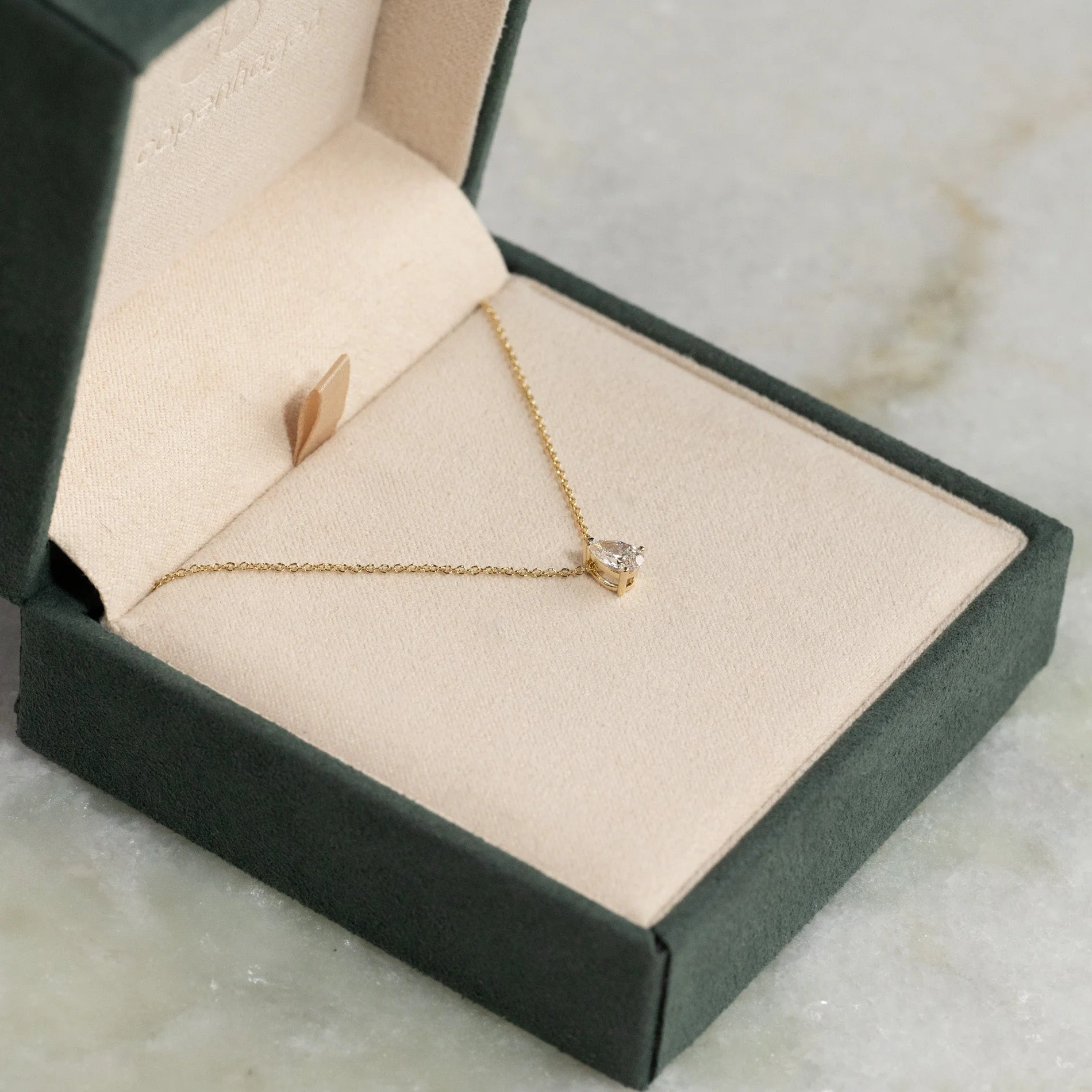 SOLITAIRE PEAR-CUT LAB-DIAMOND PENDANT - 0.45ct - YG - Image 7