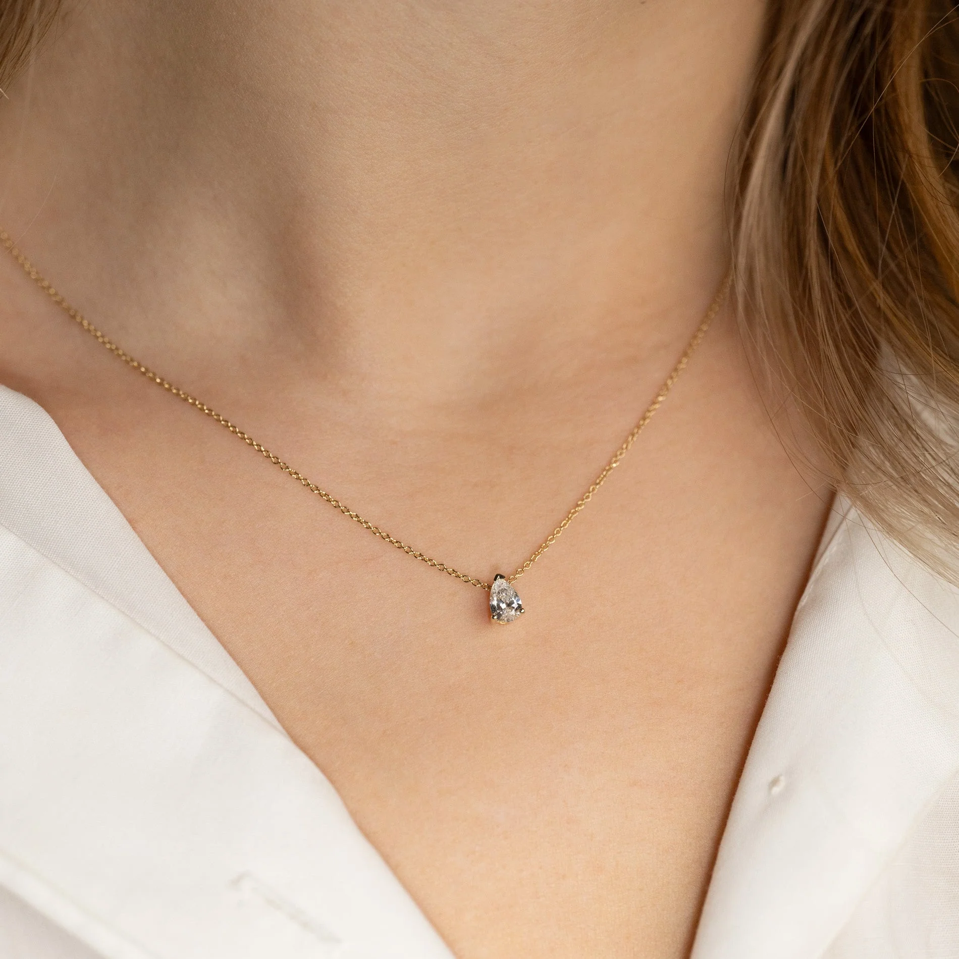 SOLITAIRE PEAR-CUT LAB-DIAMOND PENDANT - 0.45ct - YG - Image 9