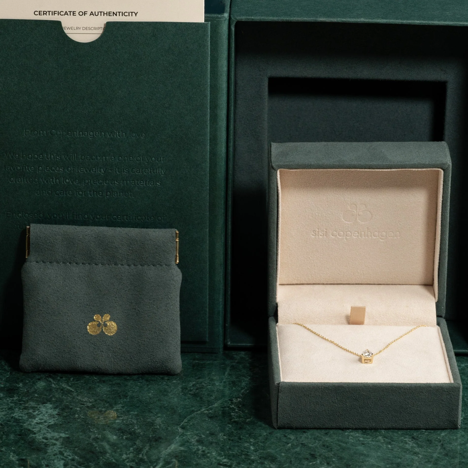 SOLITAIRE PEAR-CUT LAB-DIAMOND PENDANT - 0.65ct - YG - Image 9
