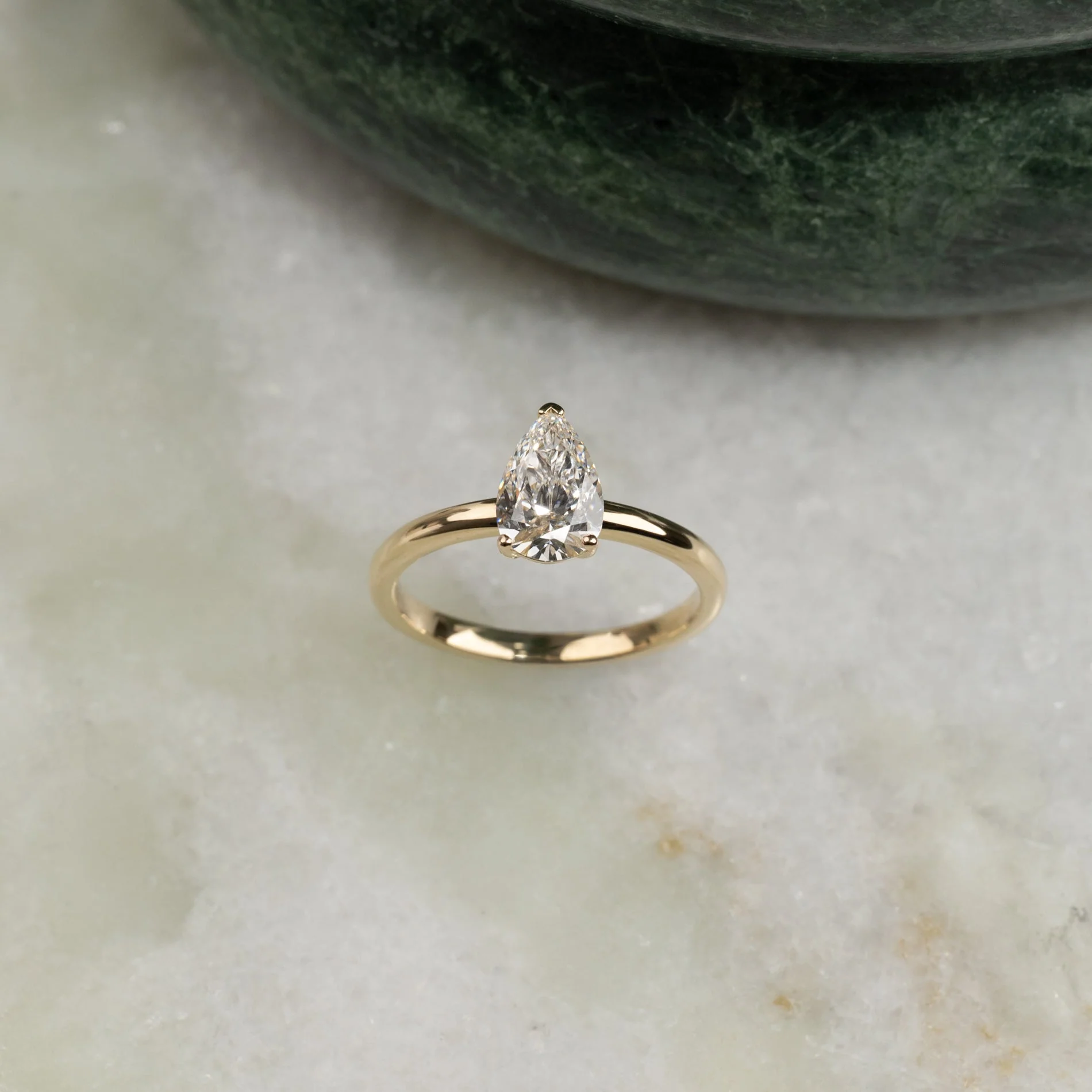 SOLITAIRE PEAR-CUT DIAMOND RING - Image 5