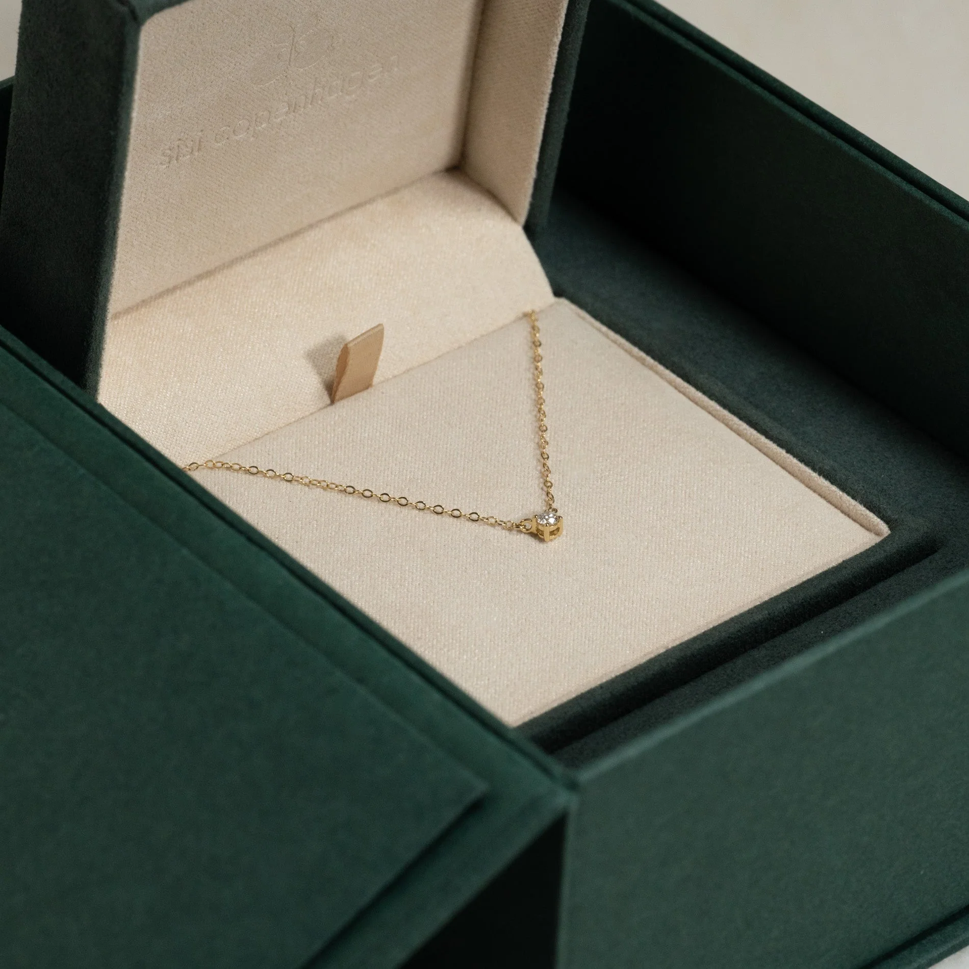 SOLITAIRE PRONG LAB-DIAMOND NECKLACE - 0.1ct - YG - Image 13