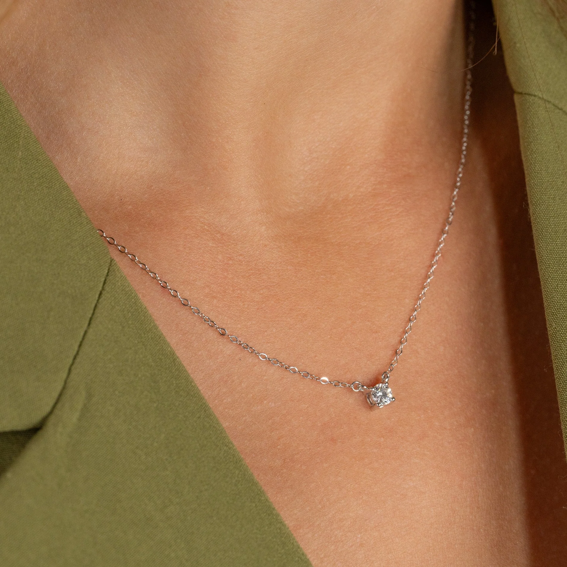 SOLITAIRE PRONG LAB-DIAMOND NECKLACE - 0.25ct - WG - Image 2
