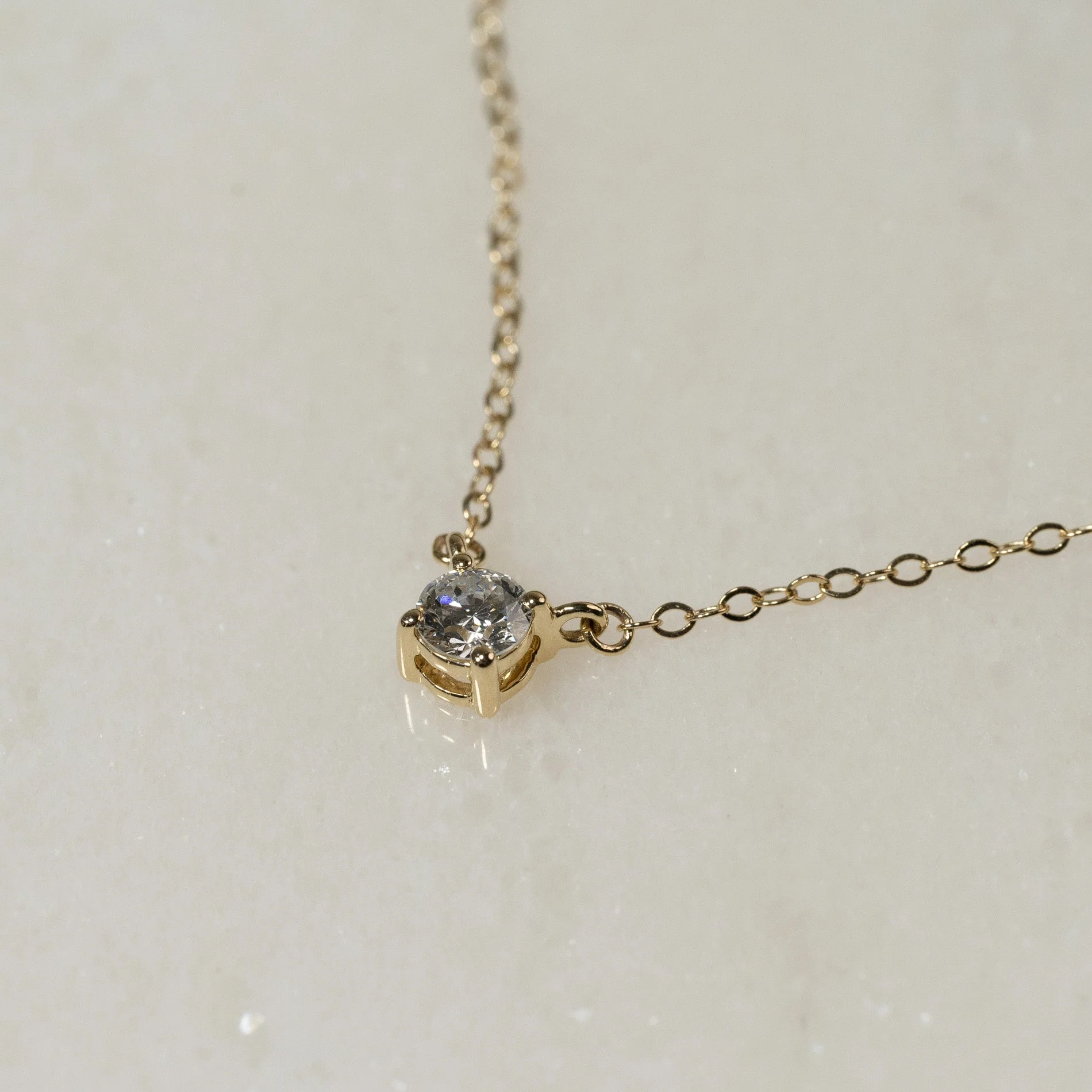 SOLITAIRE PRONG LAB-DIAMOND NECKLACE - 0.25ct - YG - Image 3