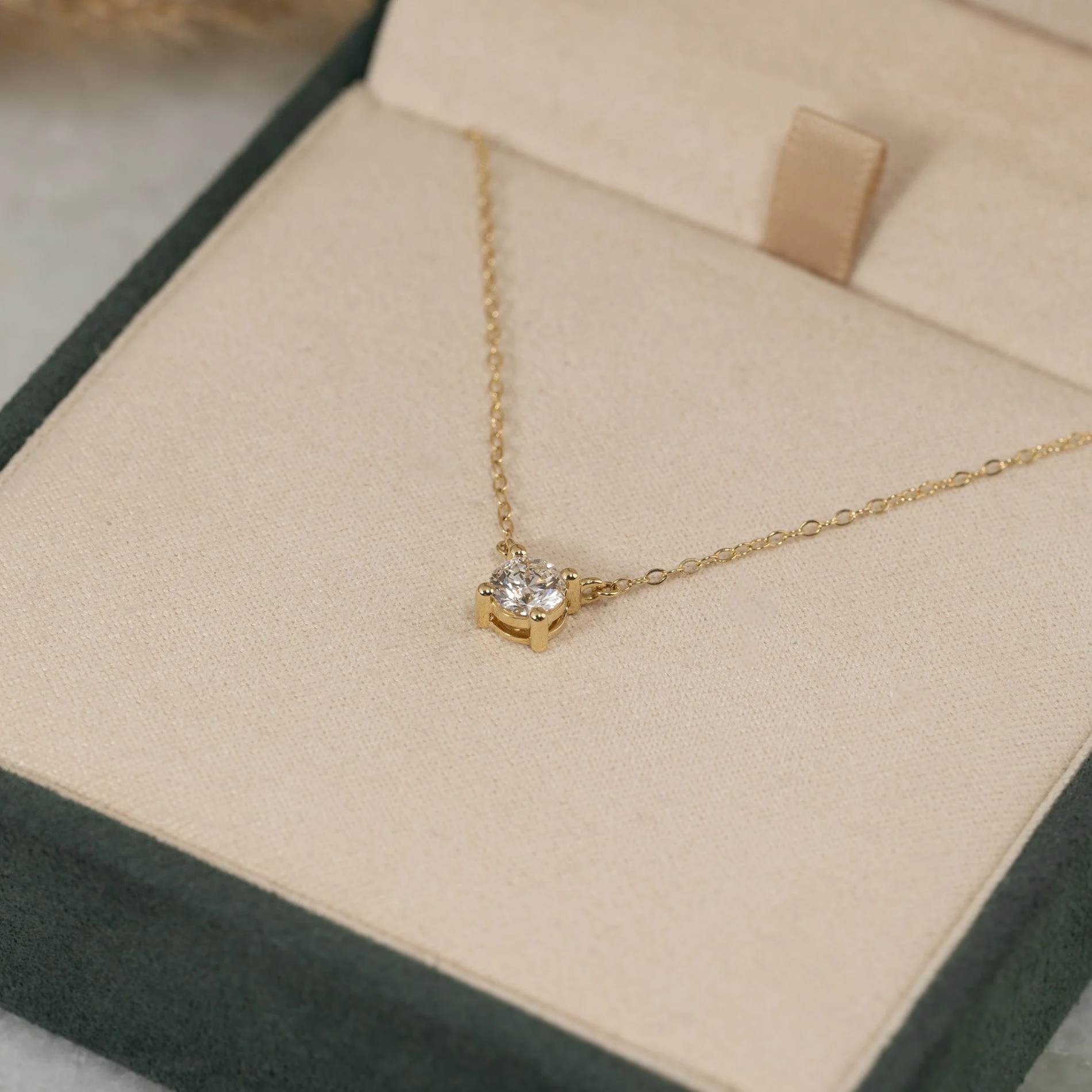 SOLITAIRE PRONG LAB-DIAMOND NECKLACE - 0.5ct - YG - Image 11