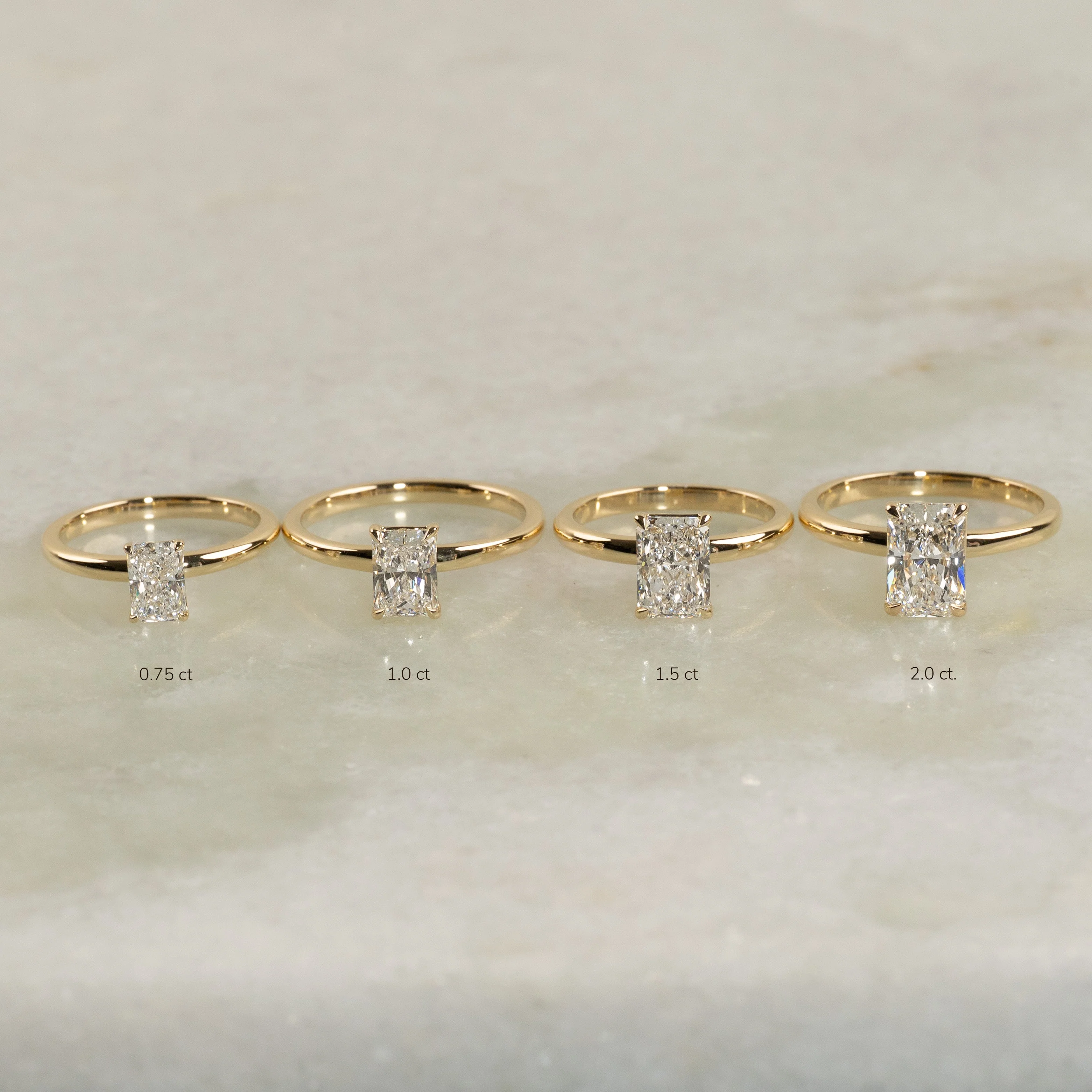SOLITAIRE RADIANT-CUT LAB-DIAMOND RING - 1.0ct - YG - Image 11