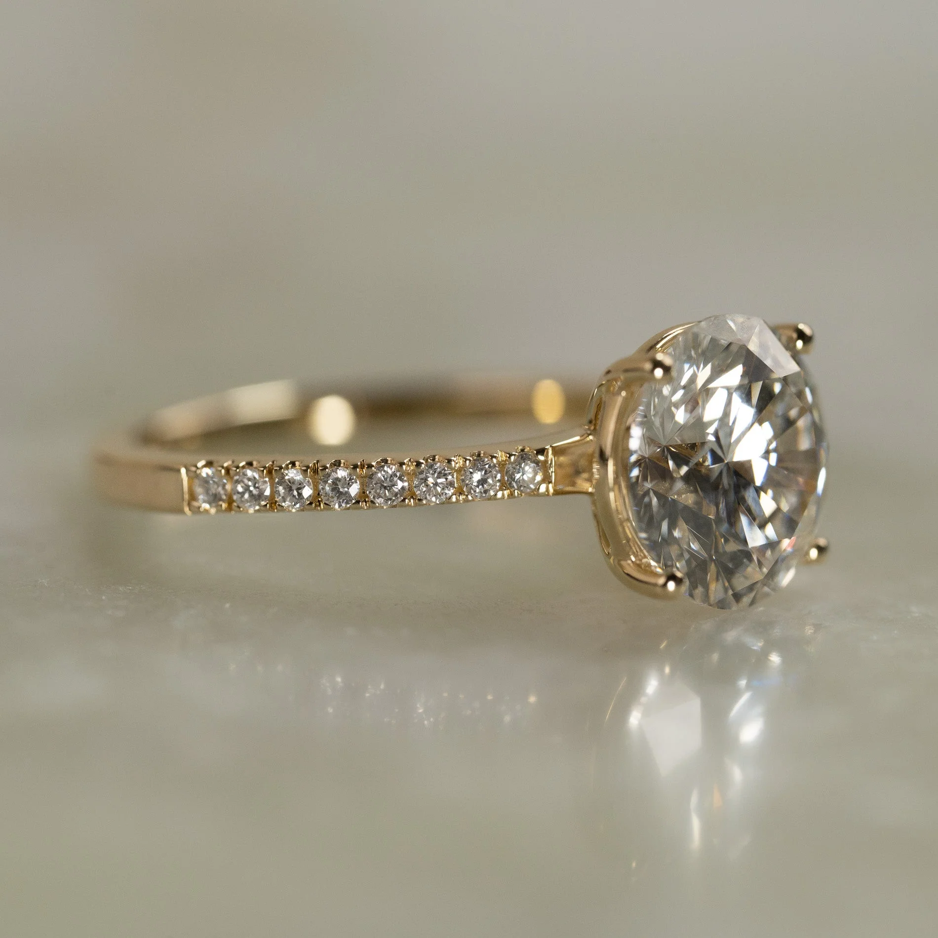 SOLITAIRE SLIM ALLIANCE DIAMOND RING - 3.1ct - Image 6