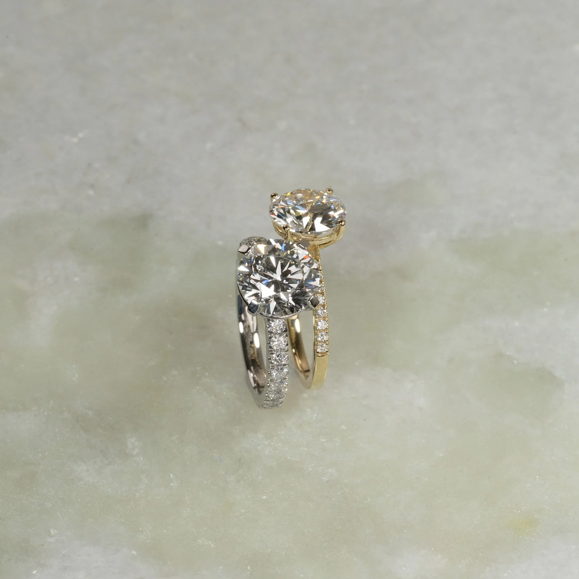 SOLITAIRE SLIM ALLIANCE DIAMOND RING - 3.1ct - Image 7