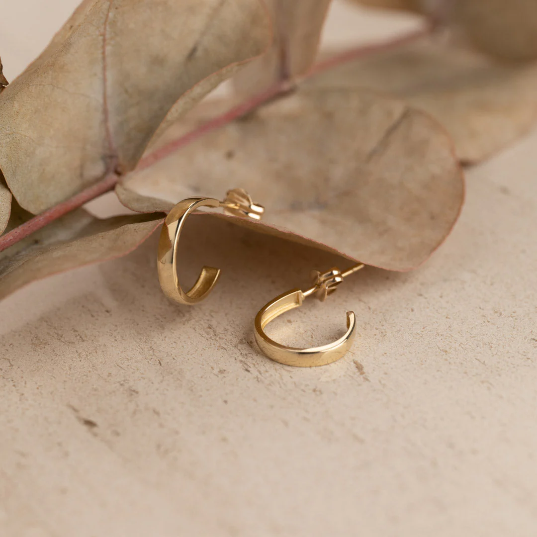SOPHIE SOLID GOLD CREOL EARRING - Image 4