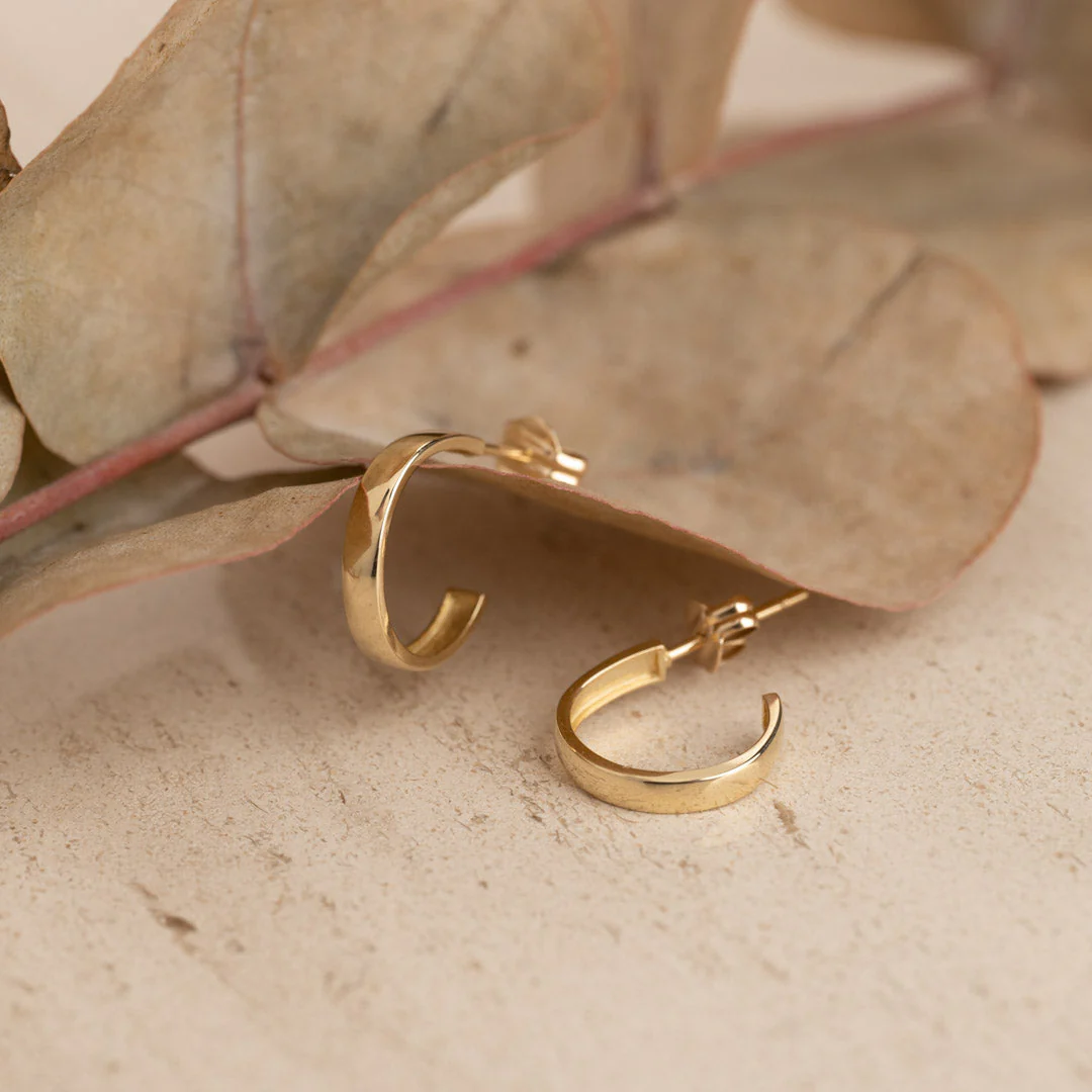 SOPHIE SOLID GOLD CREOL EARRING - Image 6