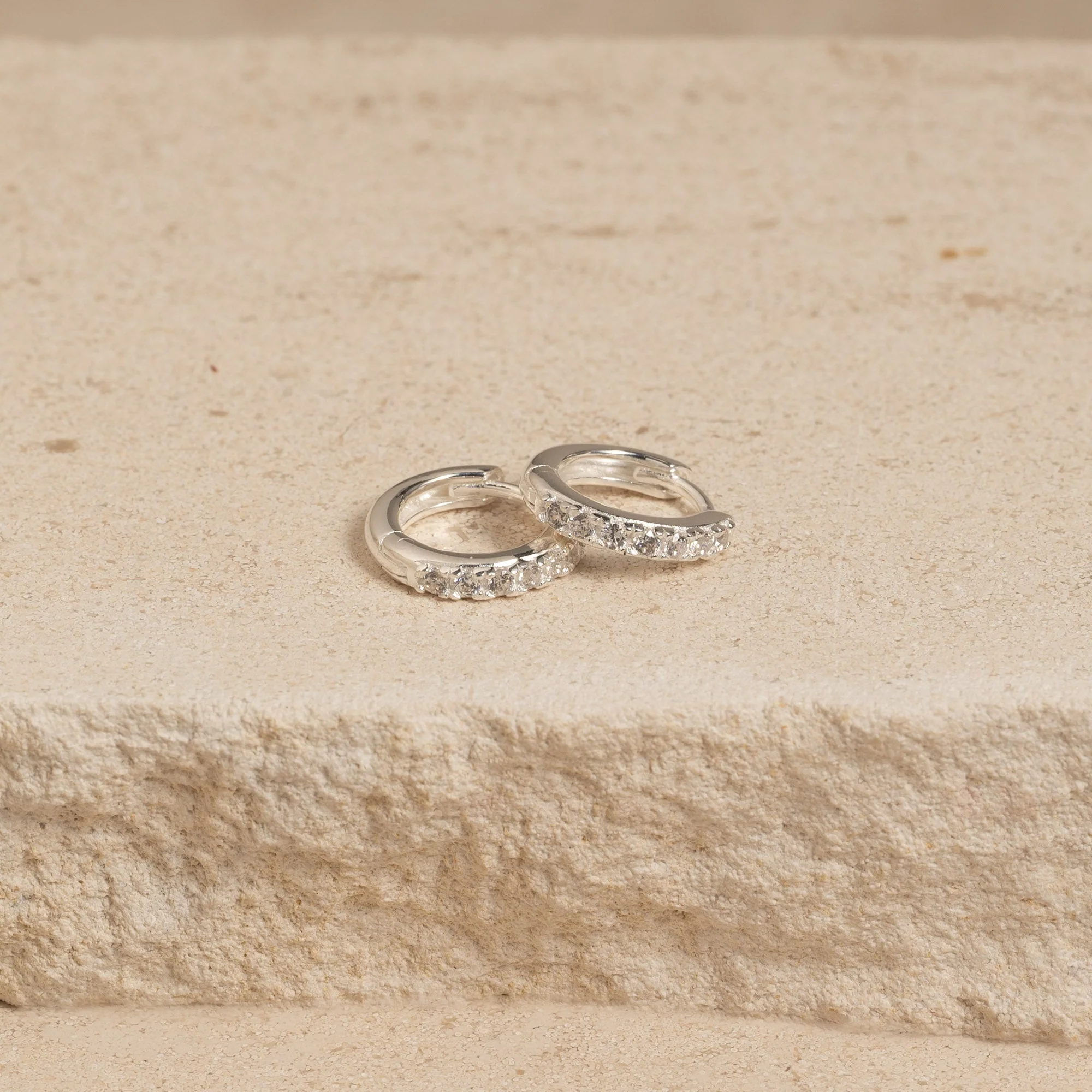 STELLA MINI SILVER CREOL EARRING - Image 3