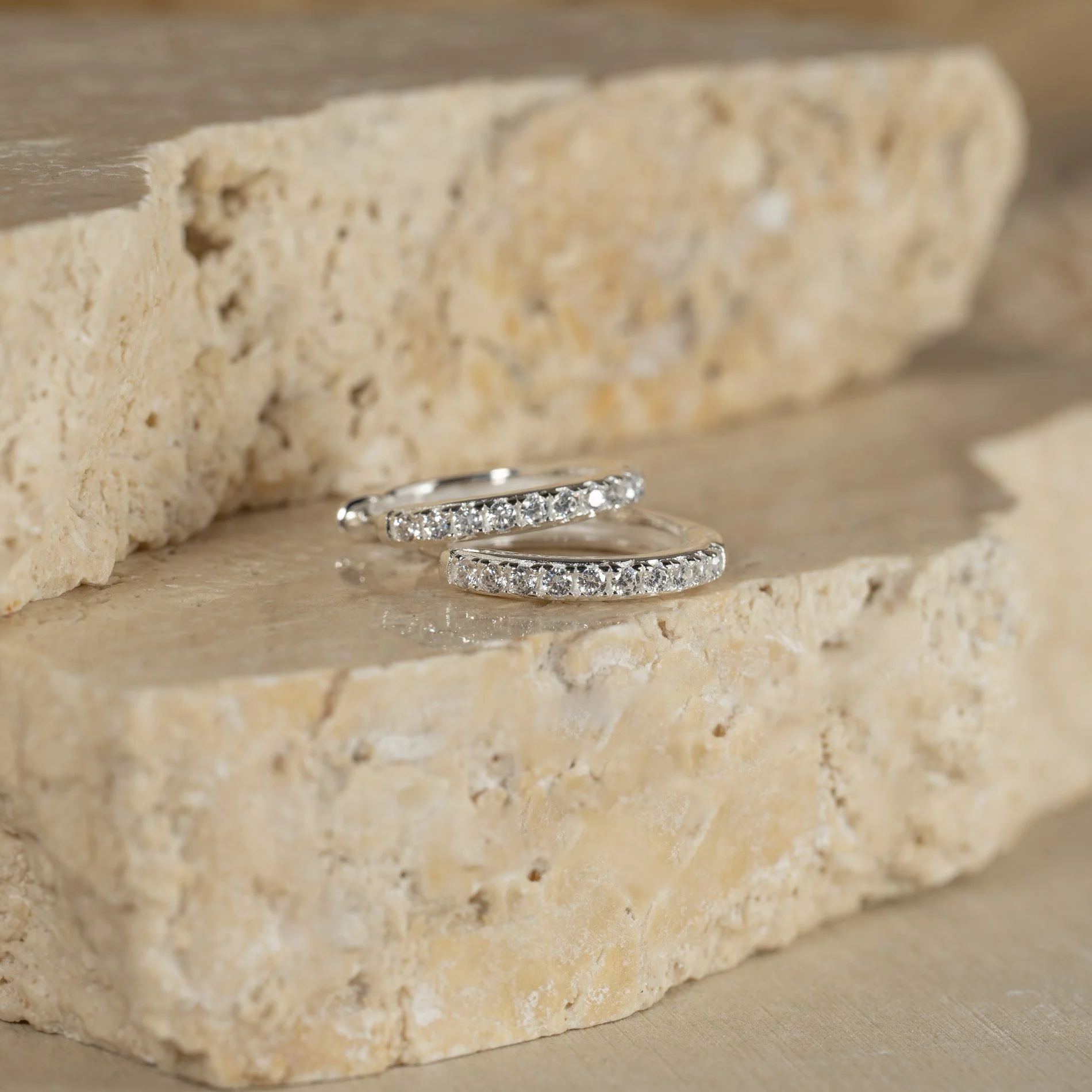 STELLA SMALL SILVER CREOL EARRING - Image 4