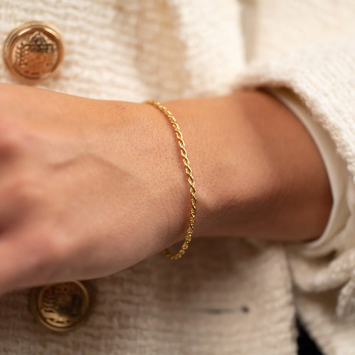 SVEA SMALL GOLDEN BRACELET - Image 8