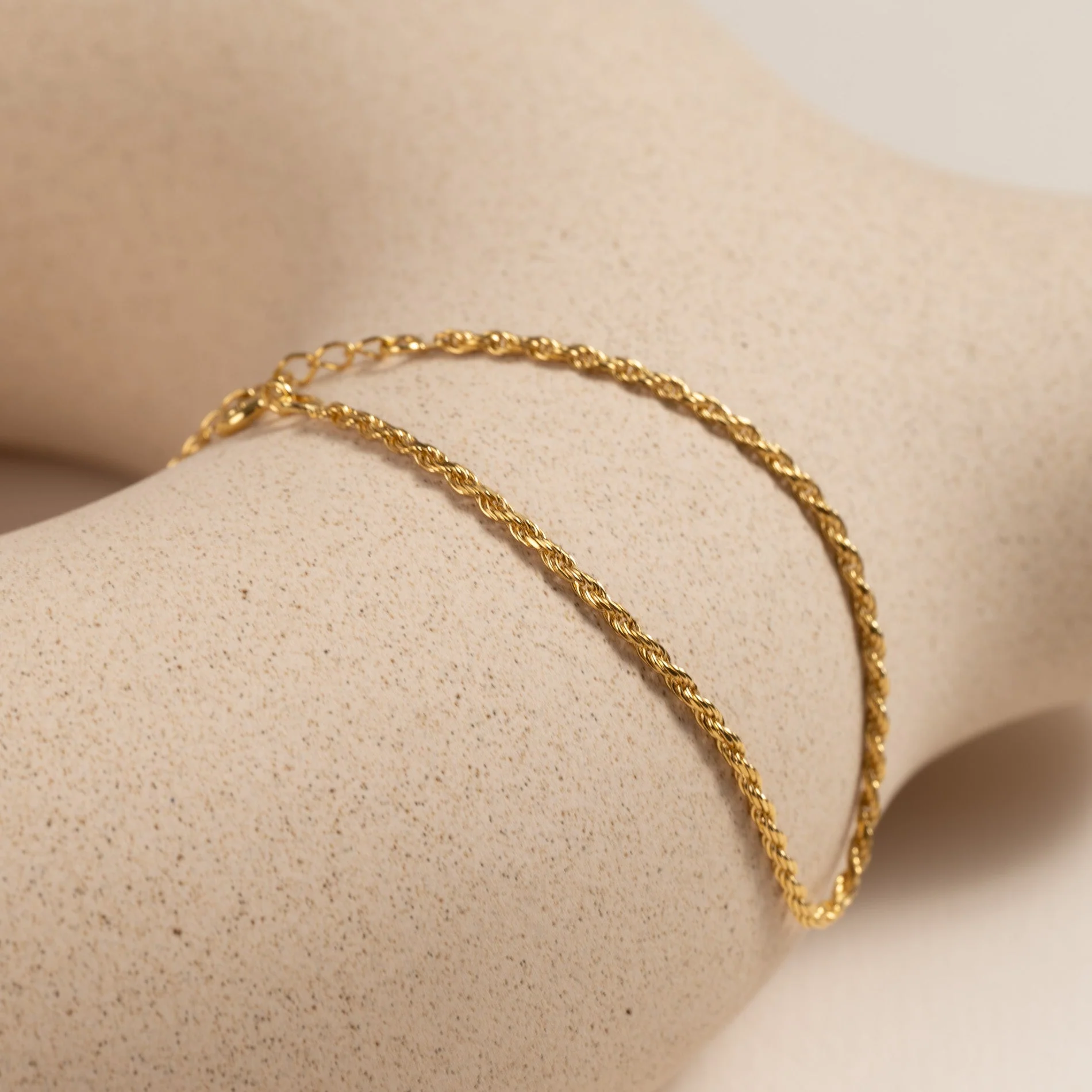 SVEA SMALL GOLDEN BRACELET - Image 9