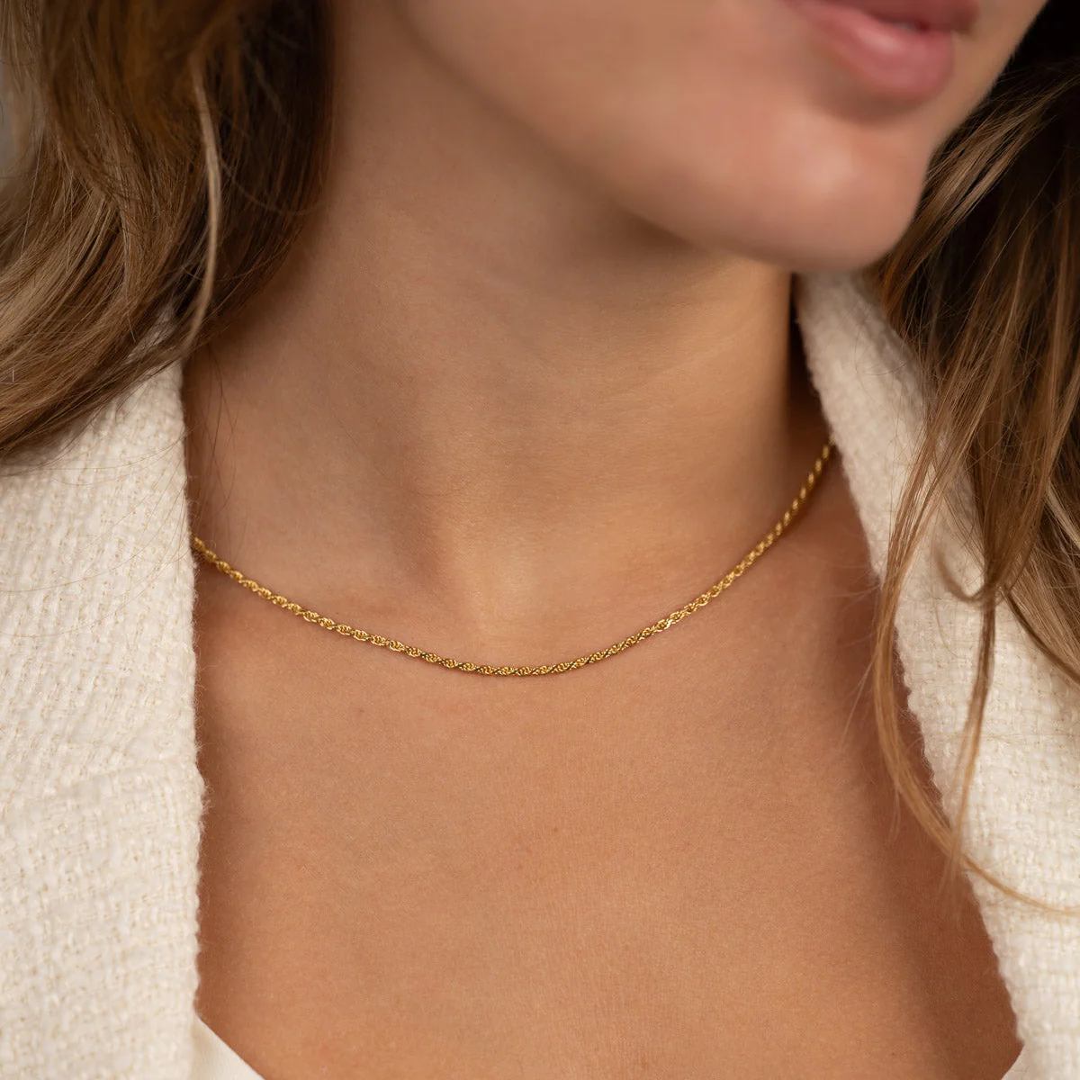 SVEA SMALL GOLDEN CHAIN - Image 4
